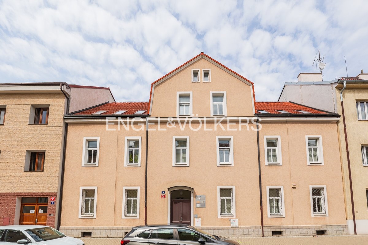 P1626106_Web