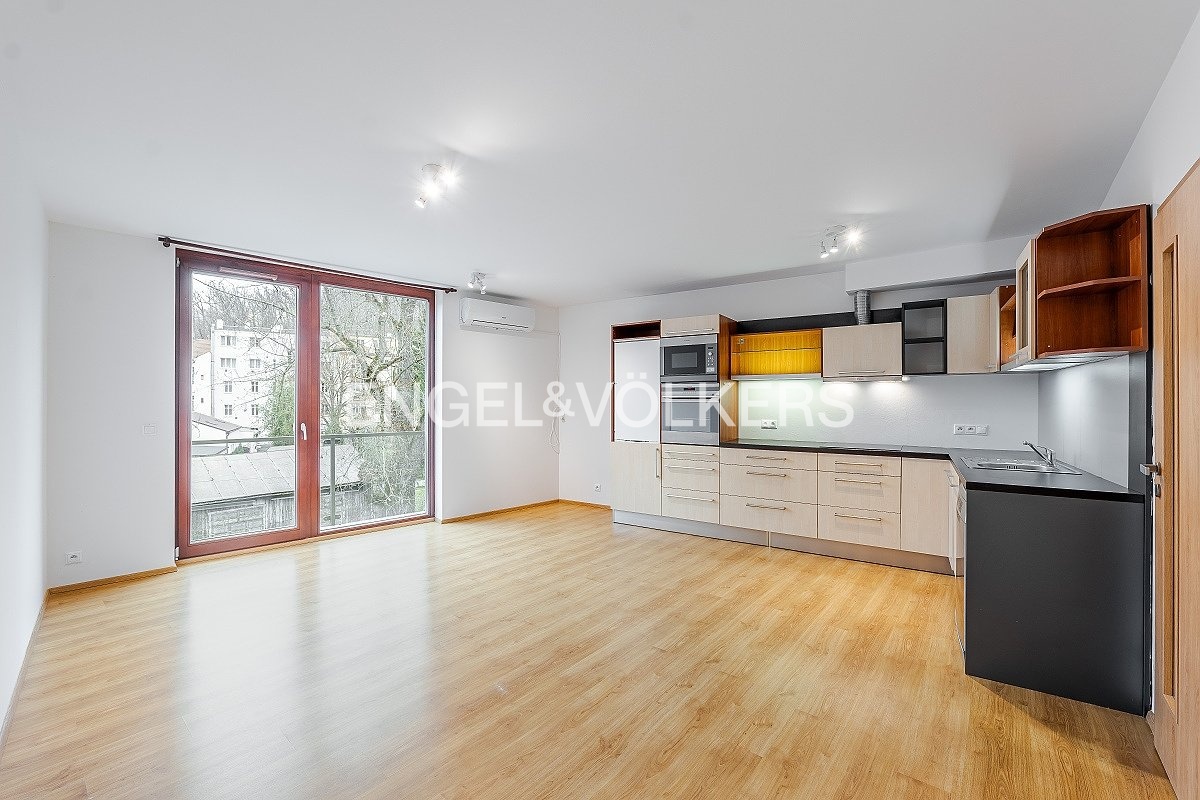 P1189689-HDR_web_web