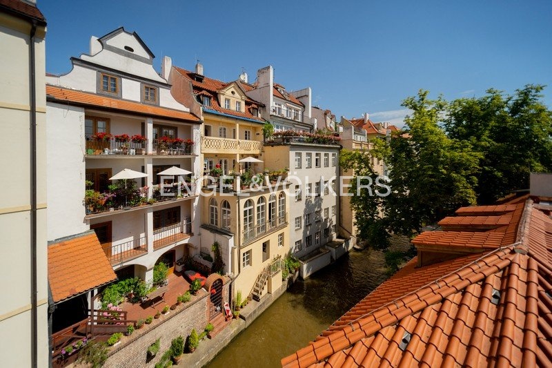 PPF_REAL ESTATE_PINKASUV PALAC_BYT 10-E1_HIGHRES_ 