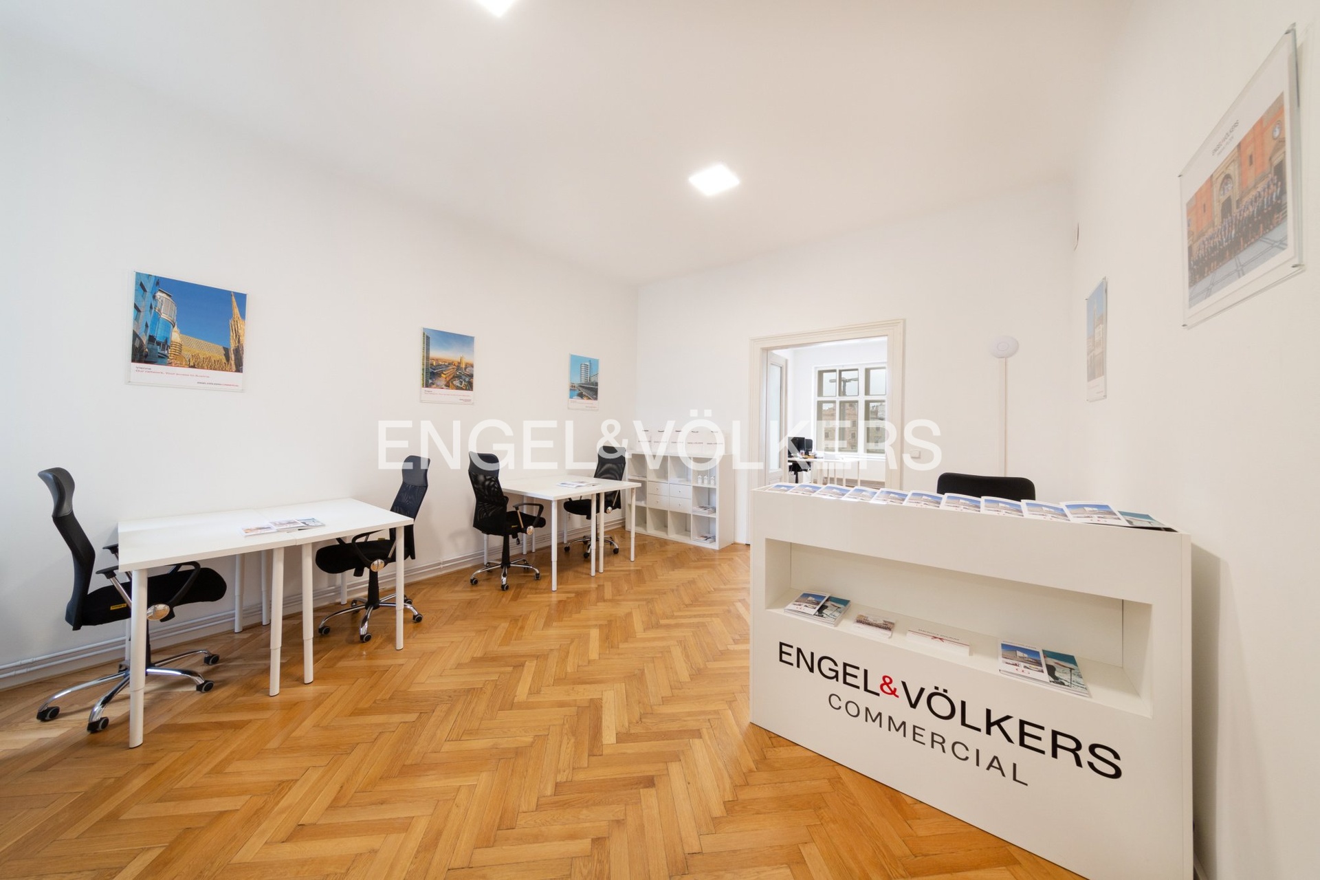 F_0002_D14_1632_exposé_(2008x1339px)