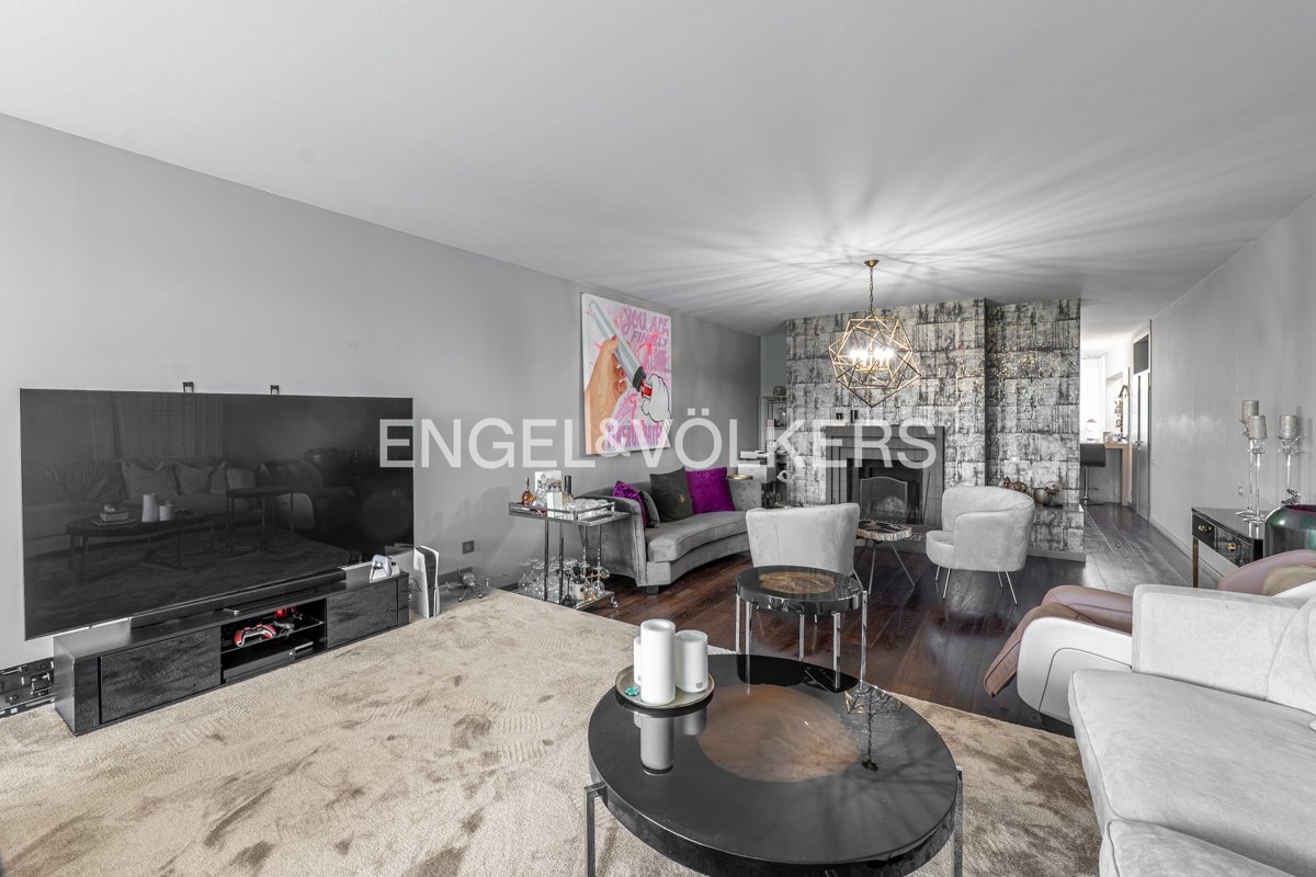 2-P1345679-HDR_web