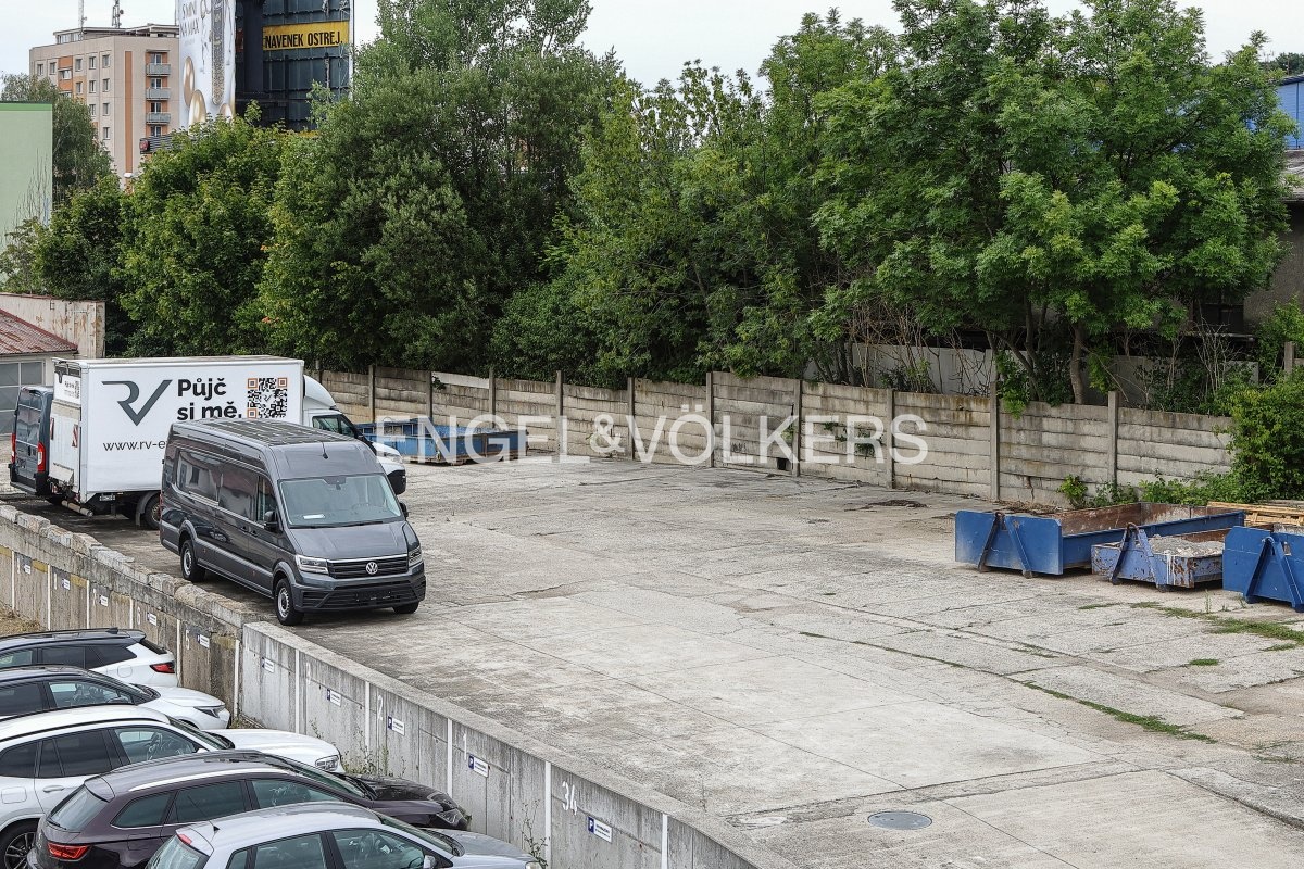 F_0002_A05_9031_web_(1200x800px)