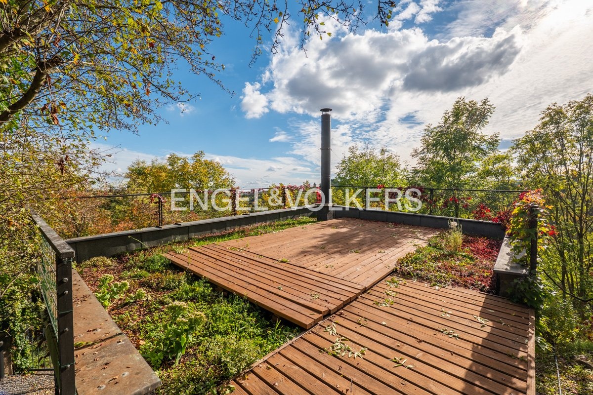 P1660358-HDR_web