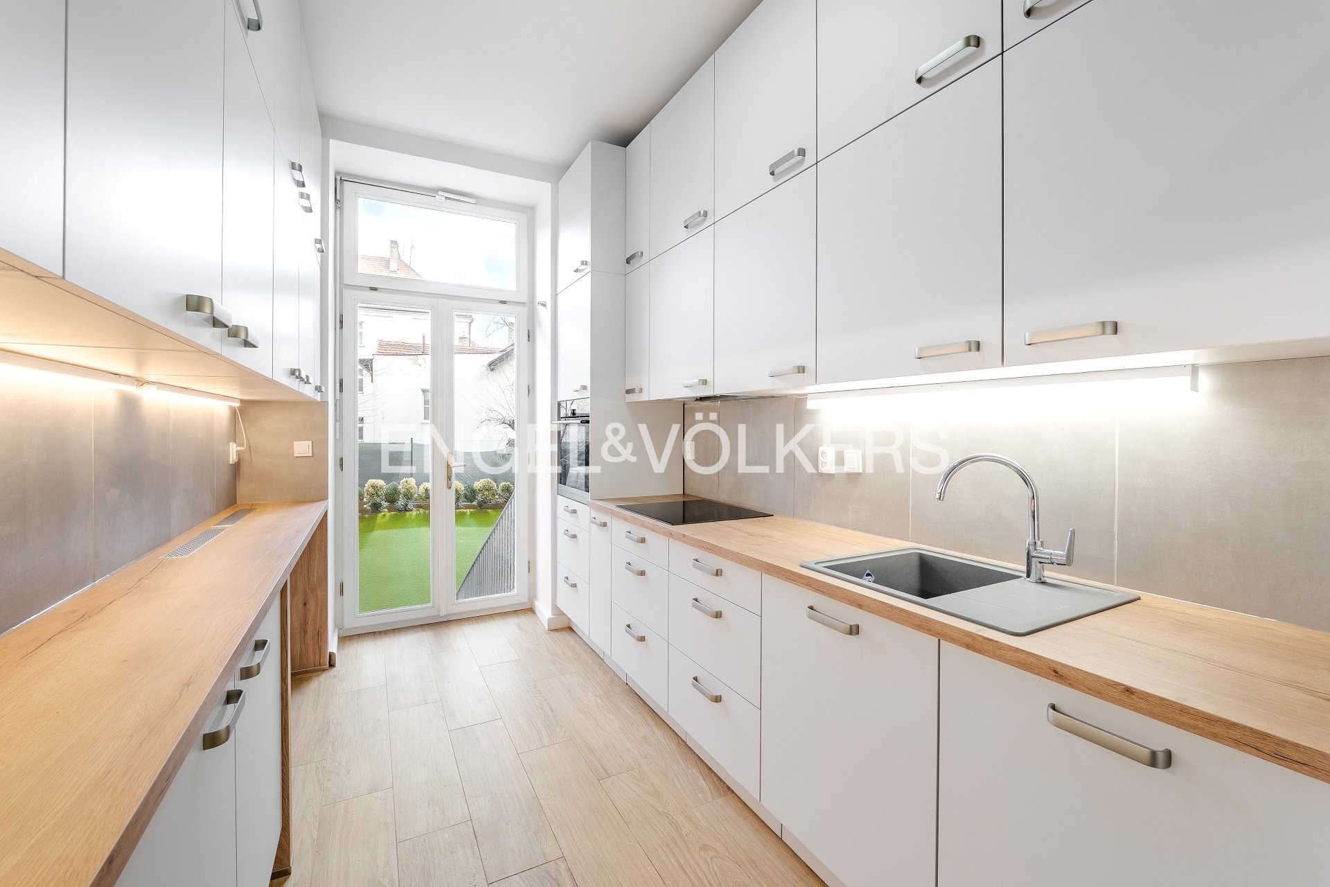 P1511327-HDR-Edit_web