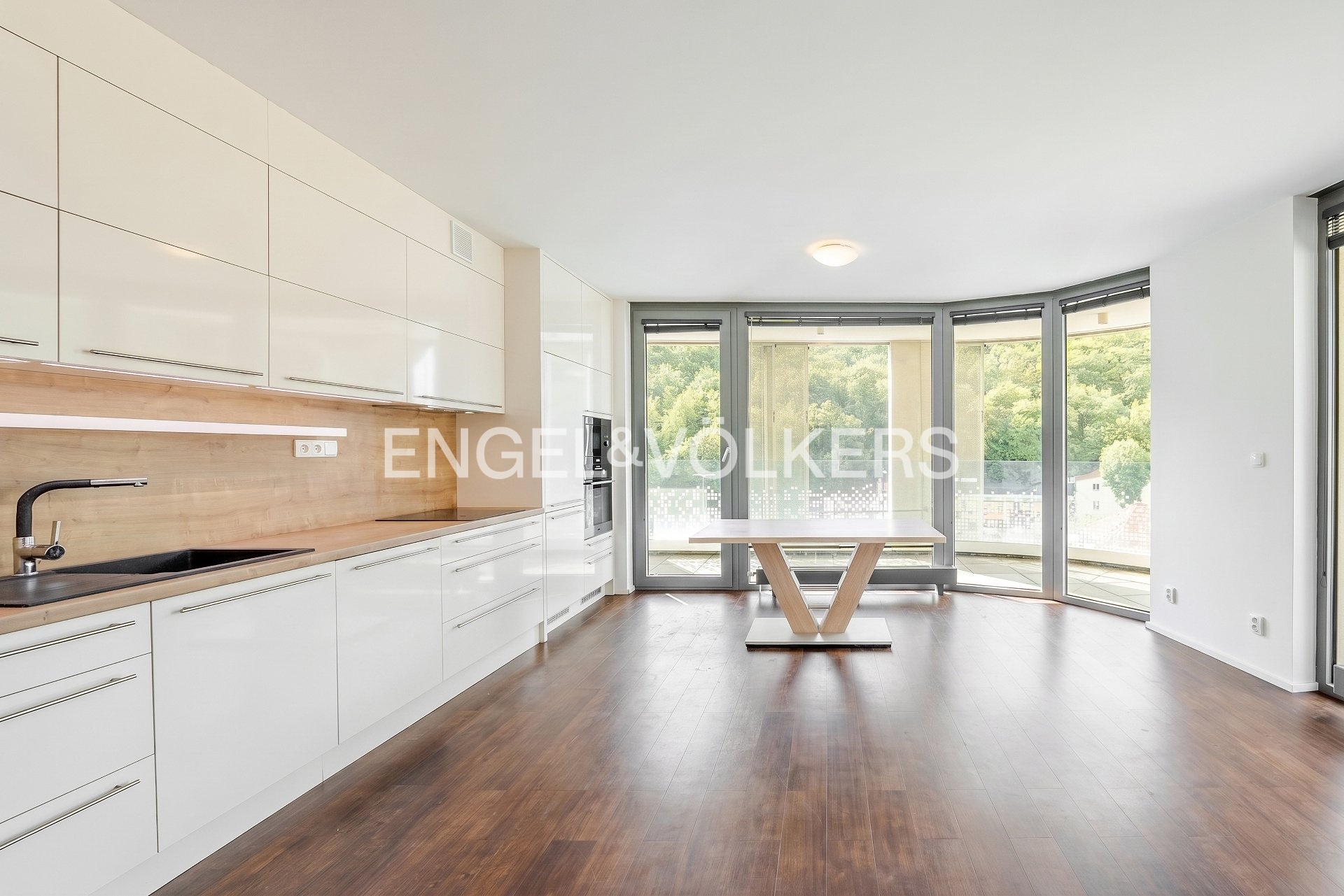 P1637296-HDR_web