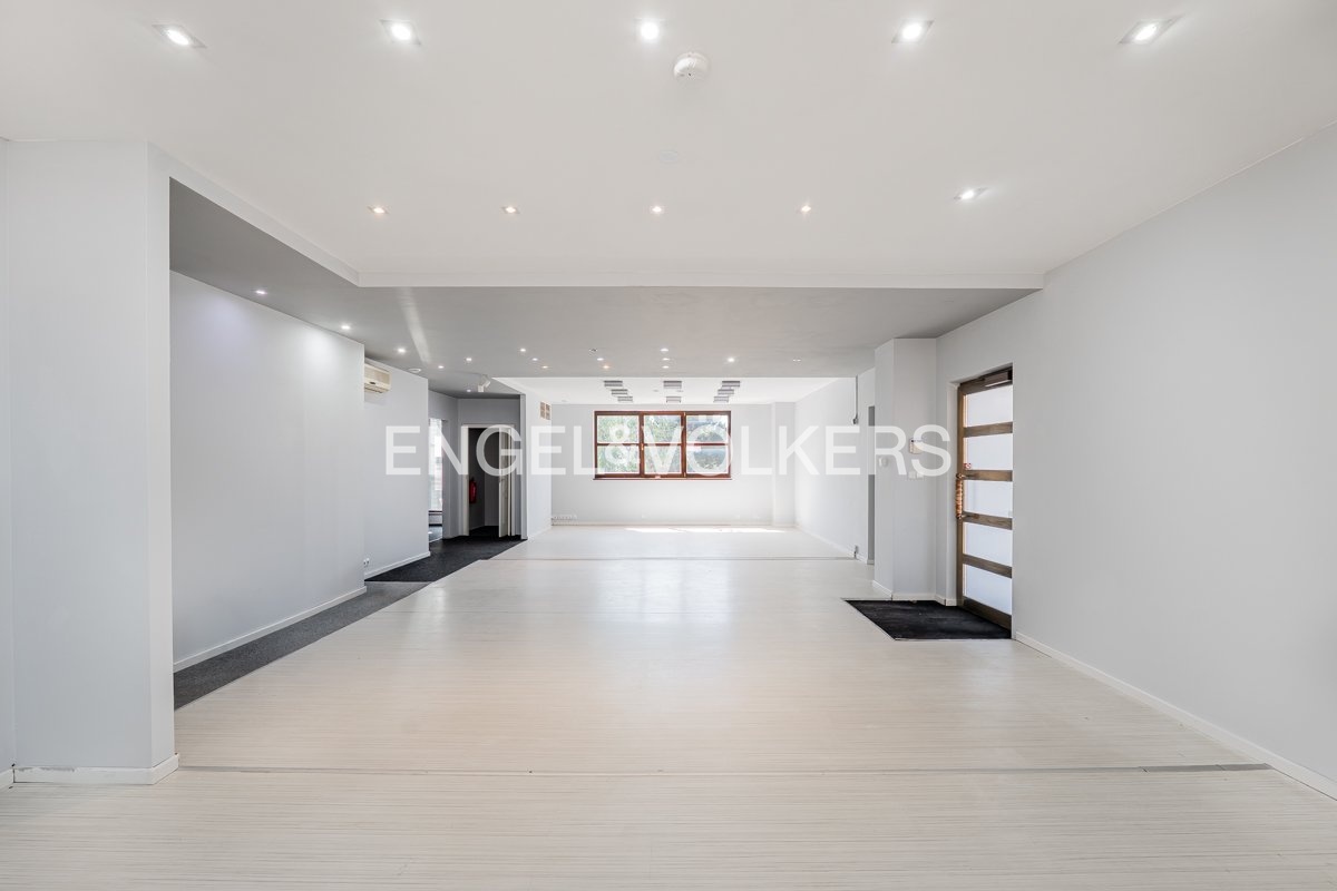 4 P1624954-HDR_Web