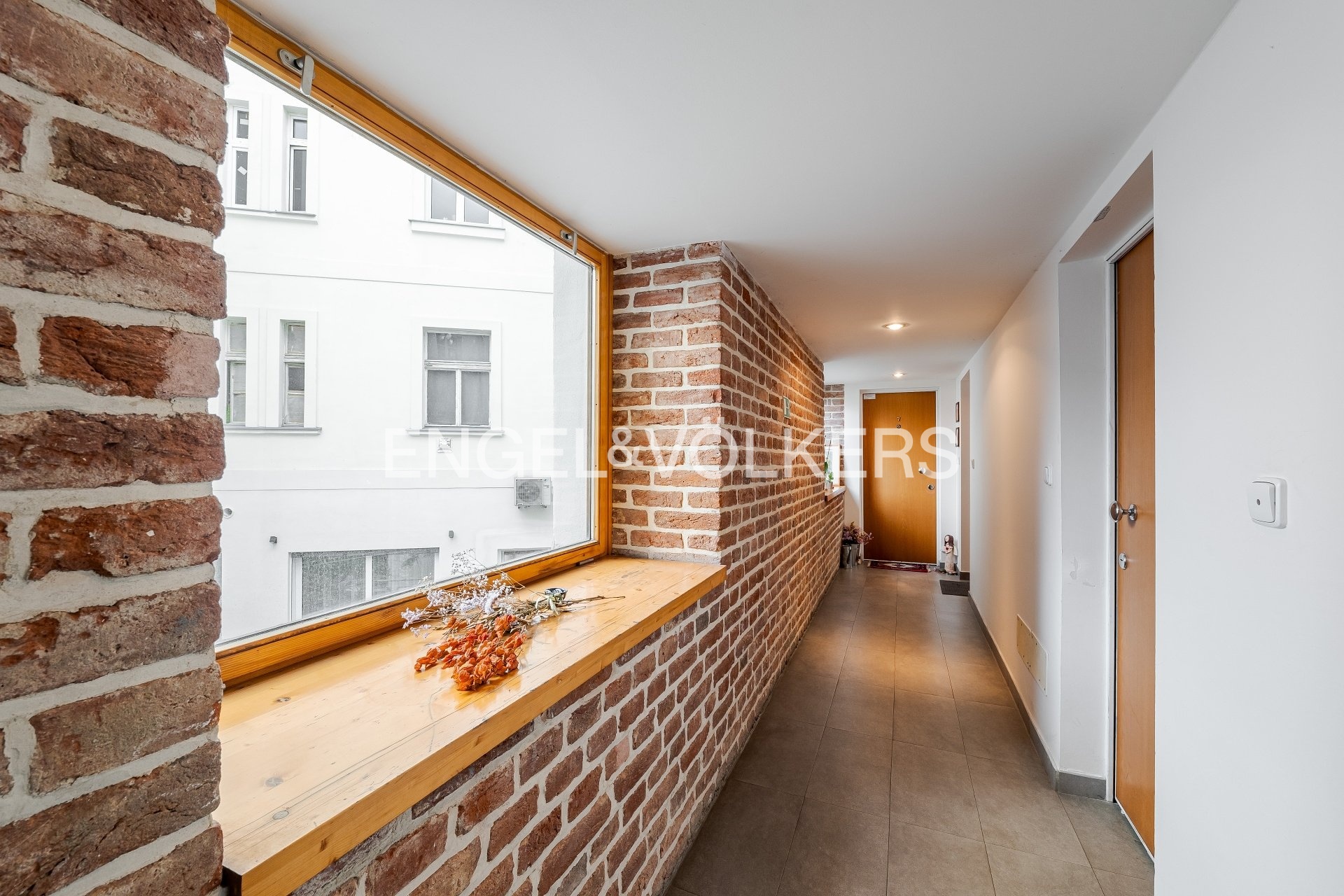 P1660171-HDR_web