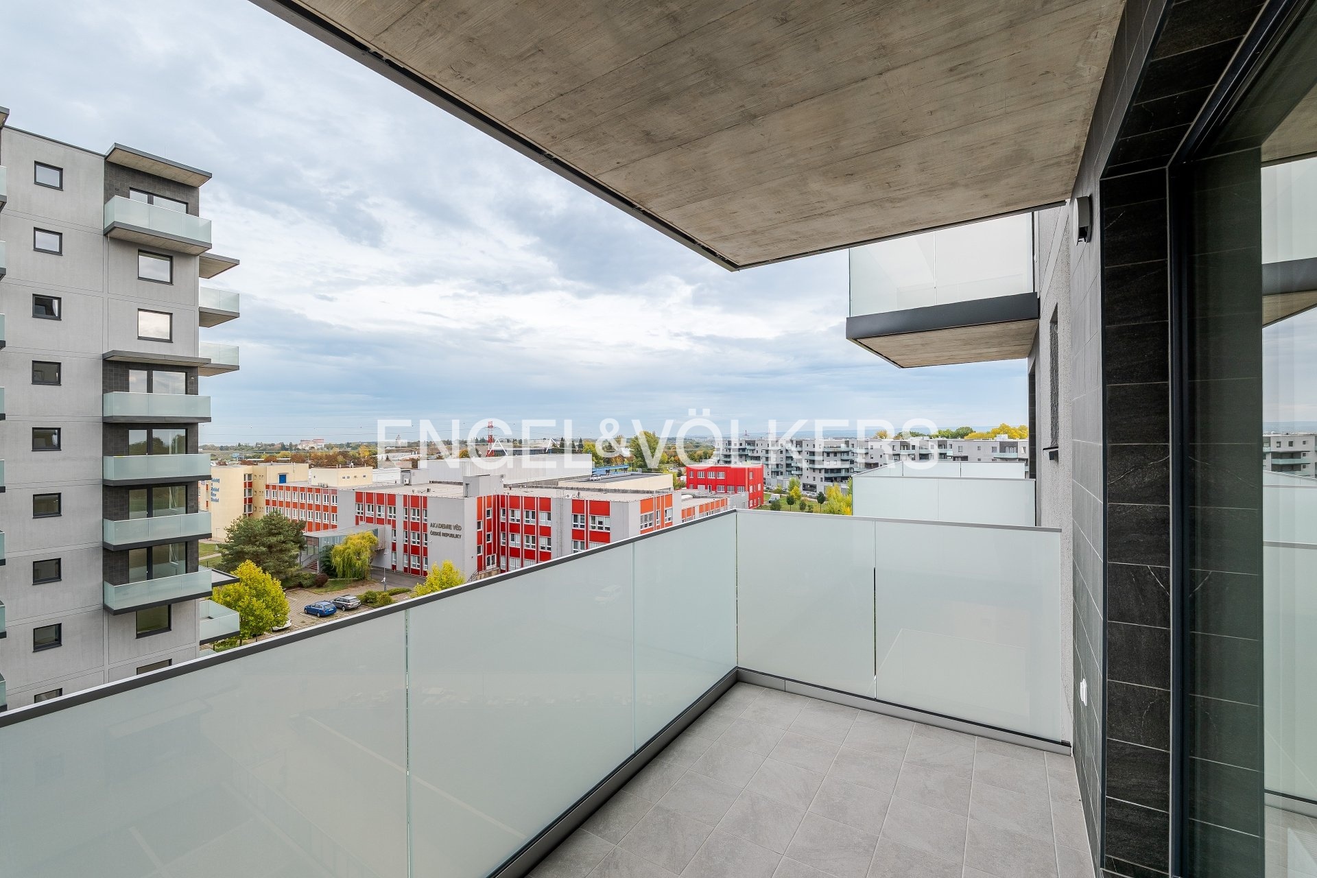 02_P1649759-HDR_web