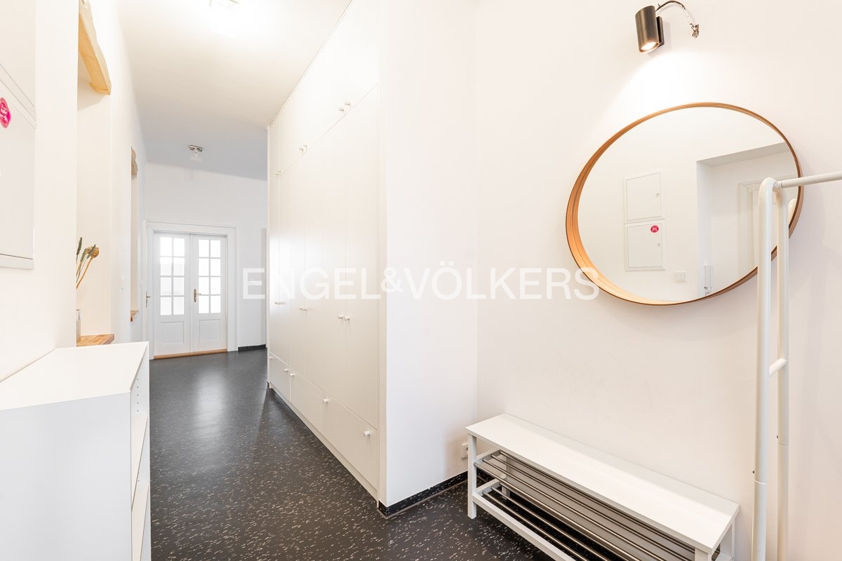 P1601478_Web