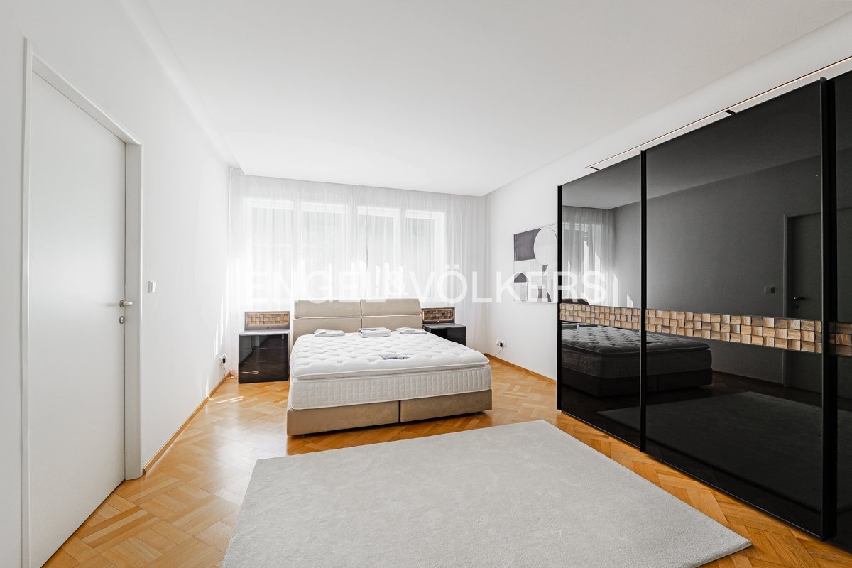 7 P1625253-HDR_Web