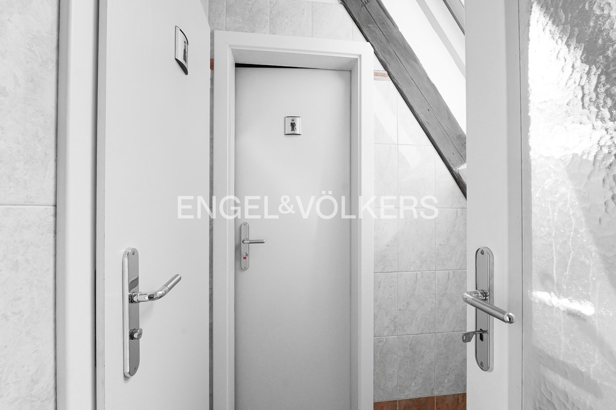 P1637737_Web