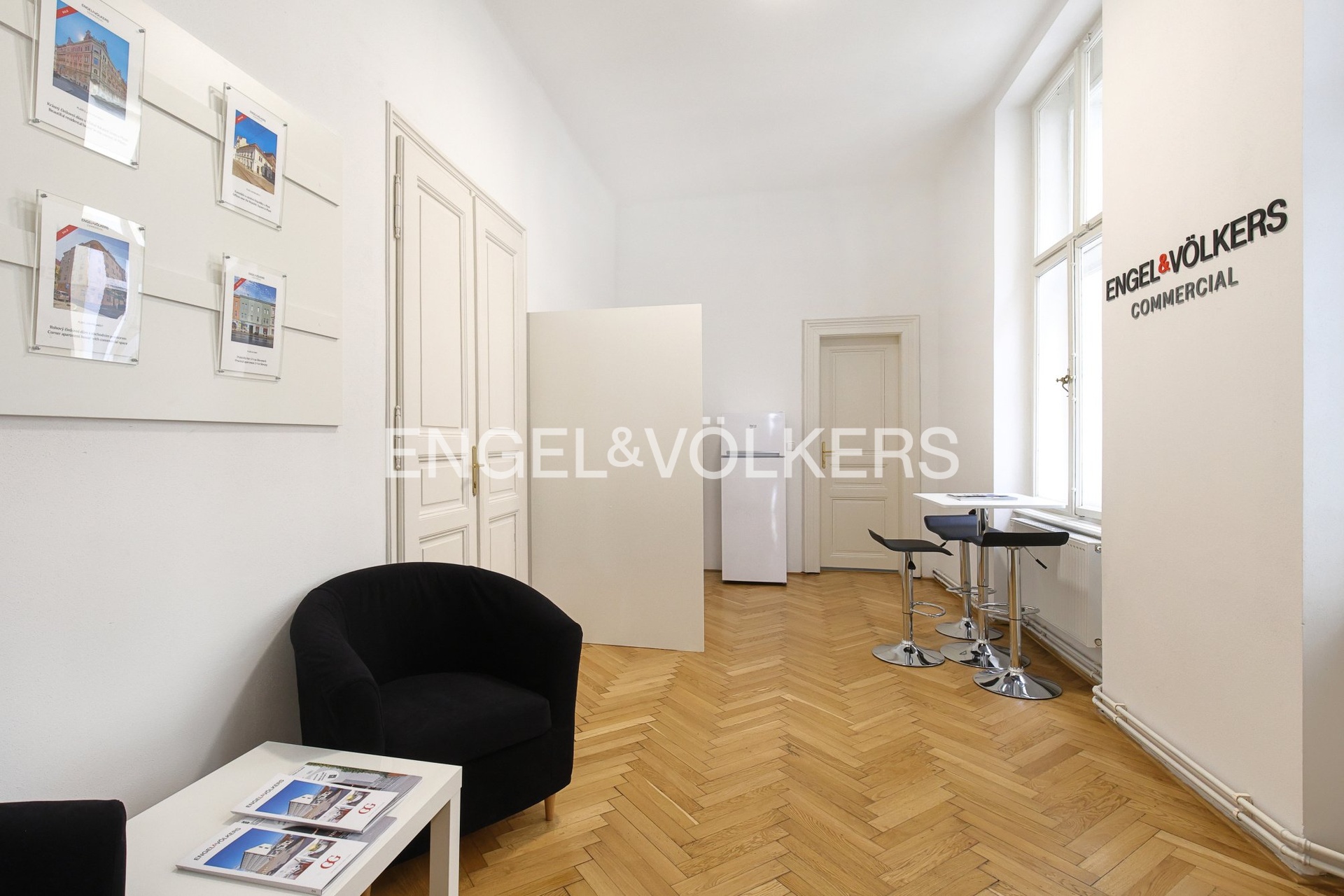 F_0161_A02_9313_exposé_(2008x1339px)