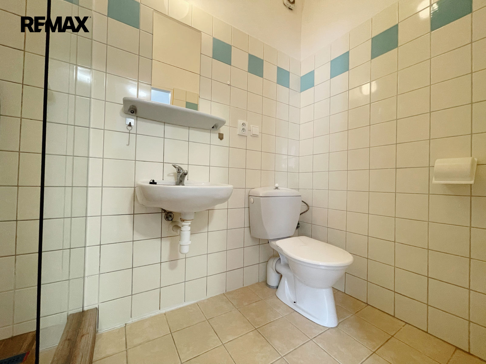 Pokoj 702 - koupelna