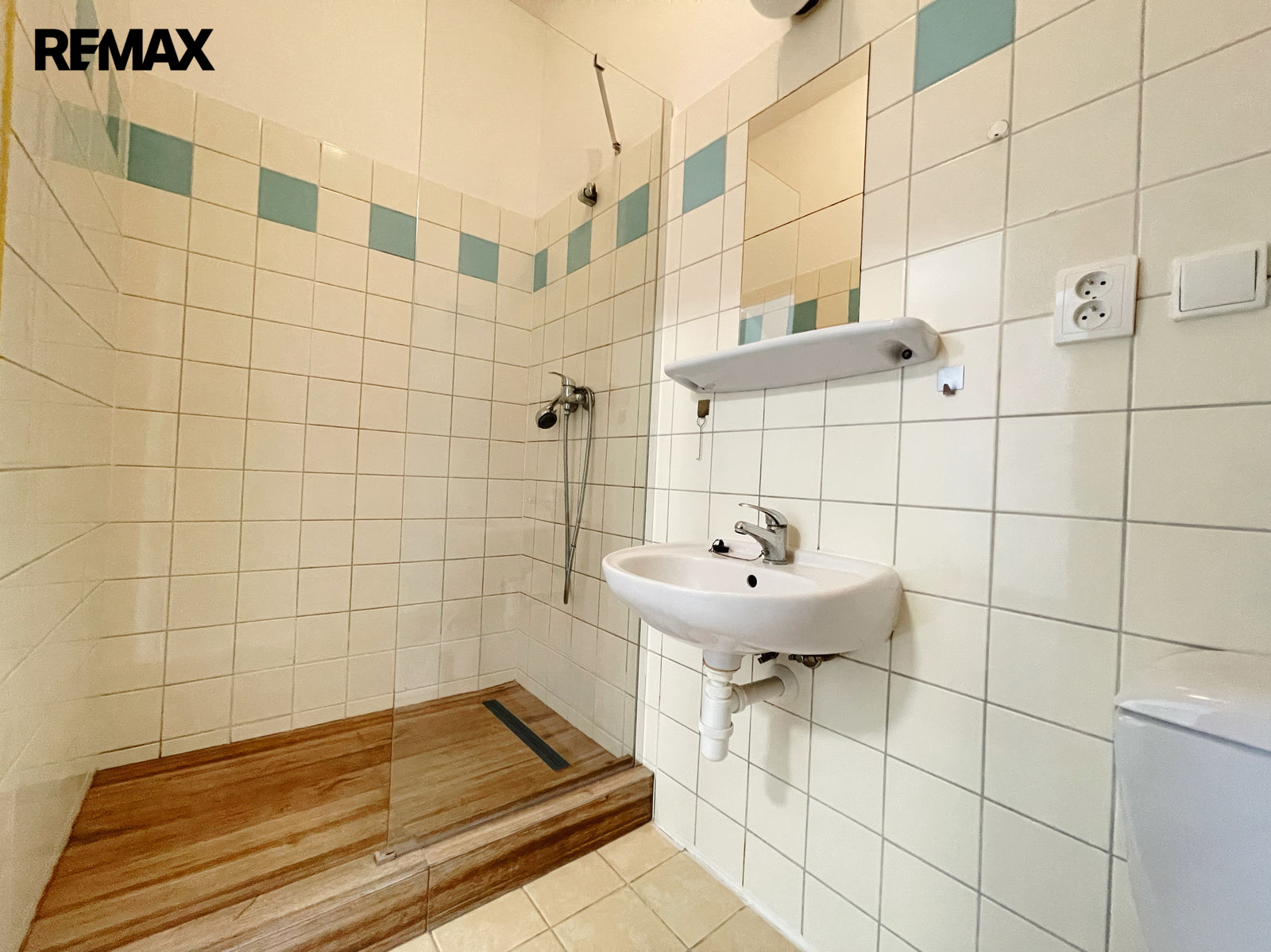 Pokoj 702 - koupelna