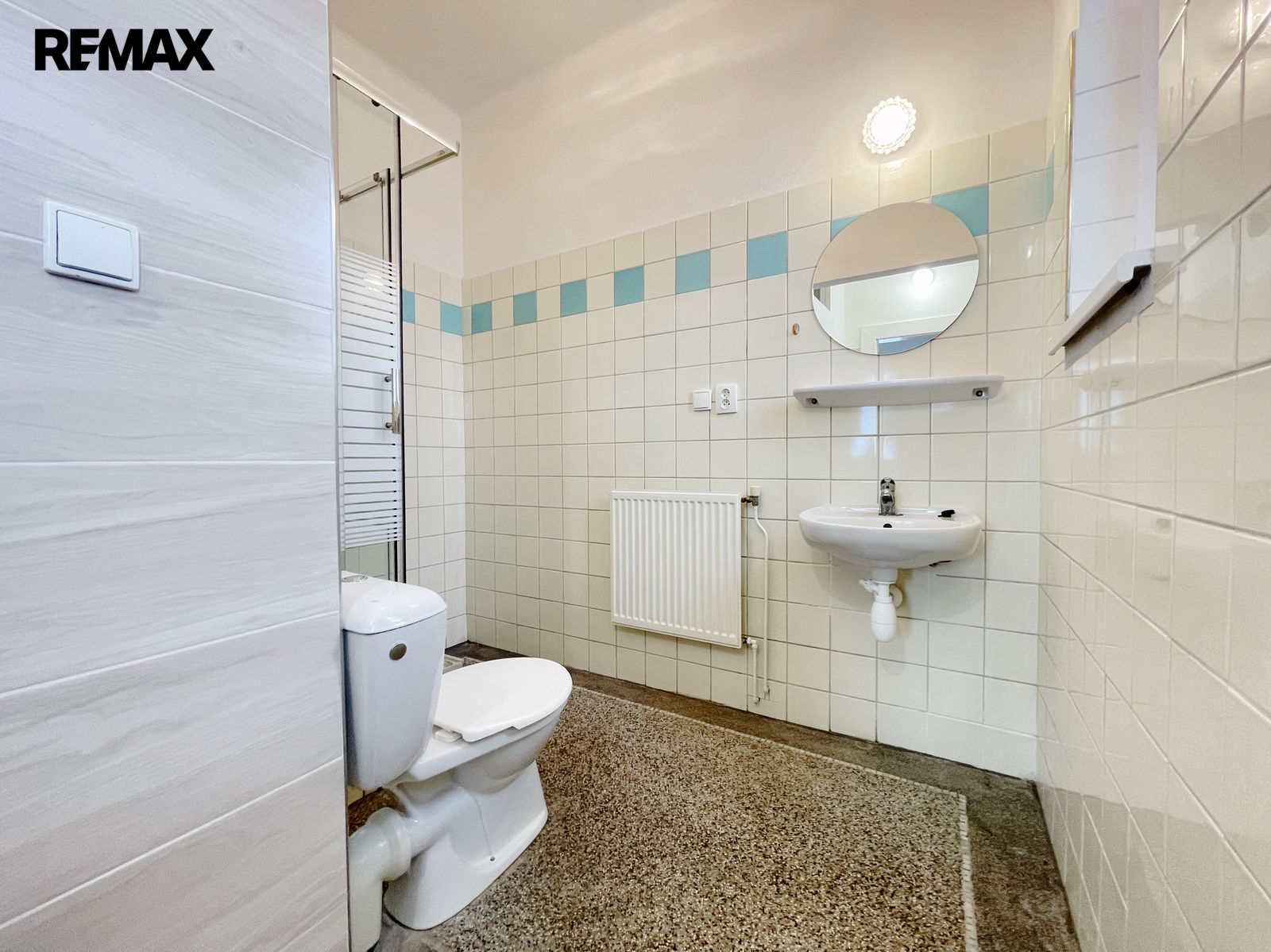 Pokoj 701 - koupelna