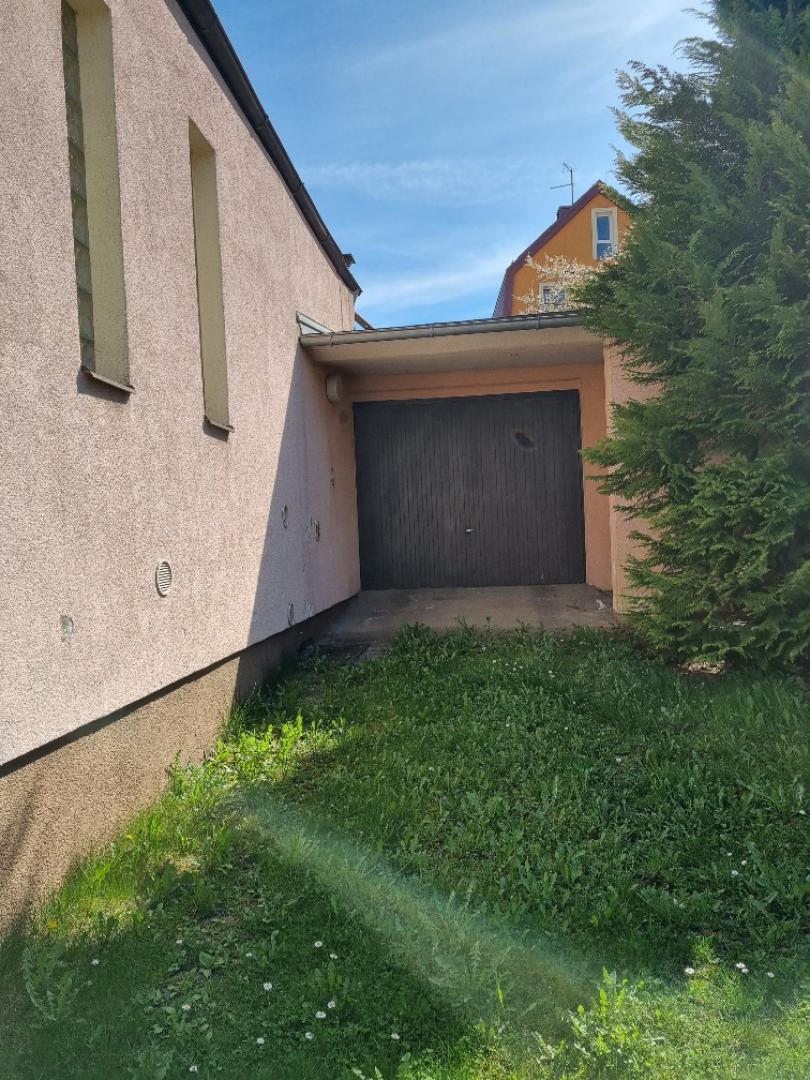 Dům 3+1 – Karlovy Vary, Stará Role – pohled 4