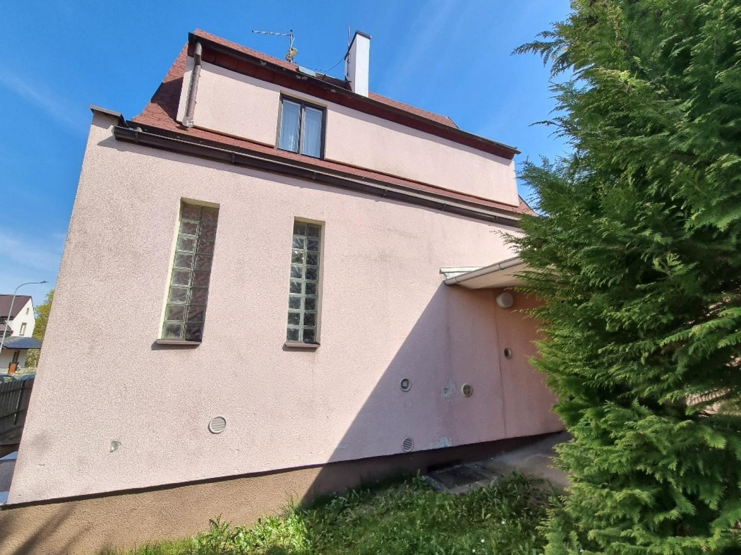 Dům 3+1 – Karlovy Vary, Stará Role – pohled 3