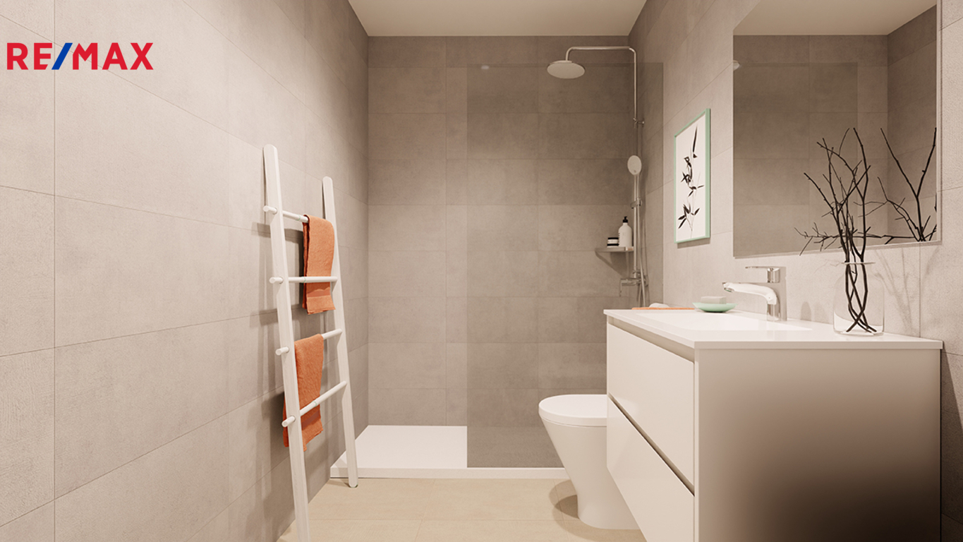 +420 739 604 767 I www.vaclavadamcik.cz I vaclav.adamcik@re-max.cz I prodej apartmánu 2+kk, Španělsko