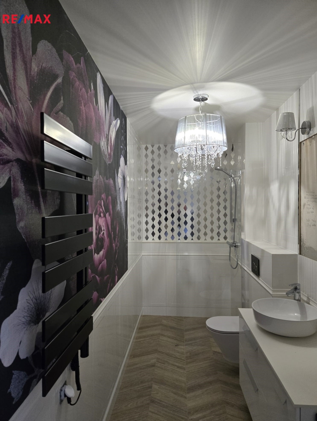 +420 776 335 999, ladislav.urbancik@re-max.cz
