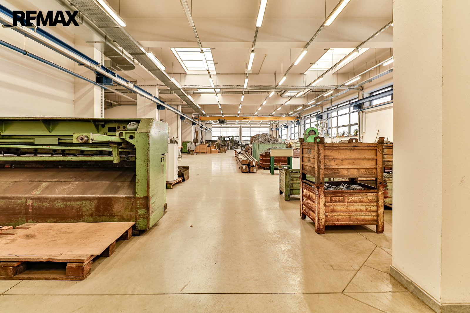 +420 739 604 767 I vaclav.adamcik@re-max.cz I pron