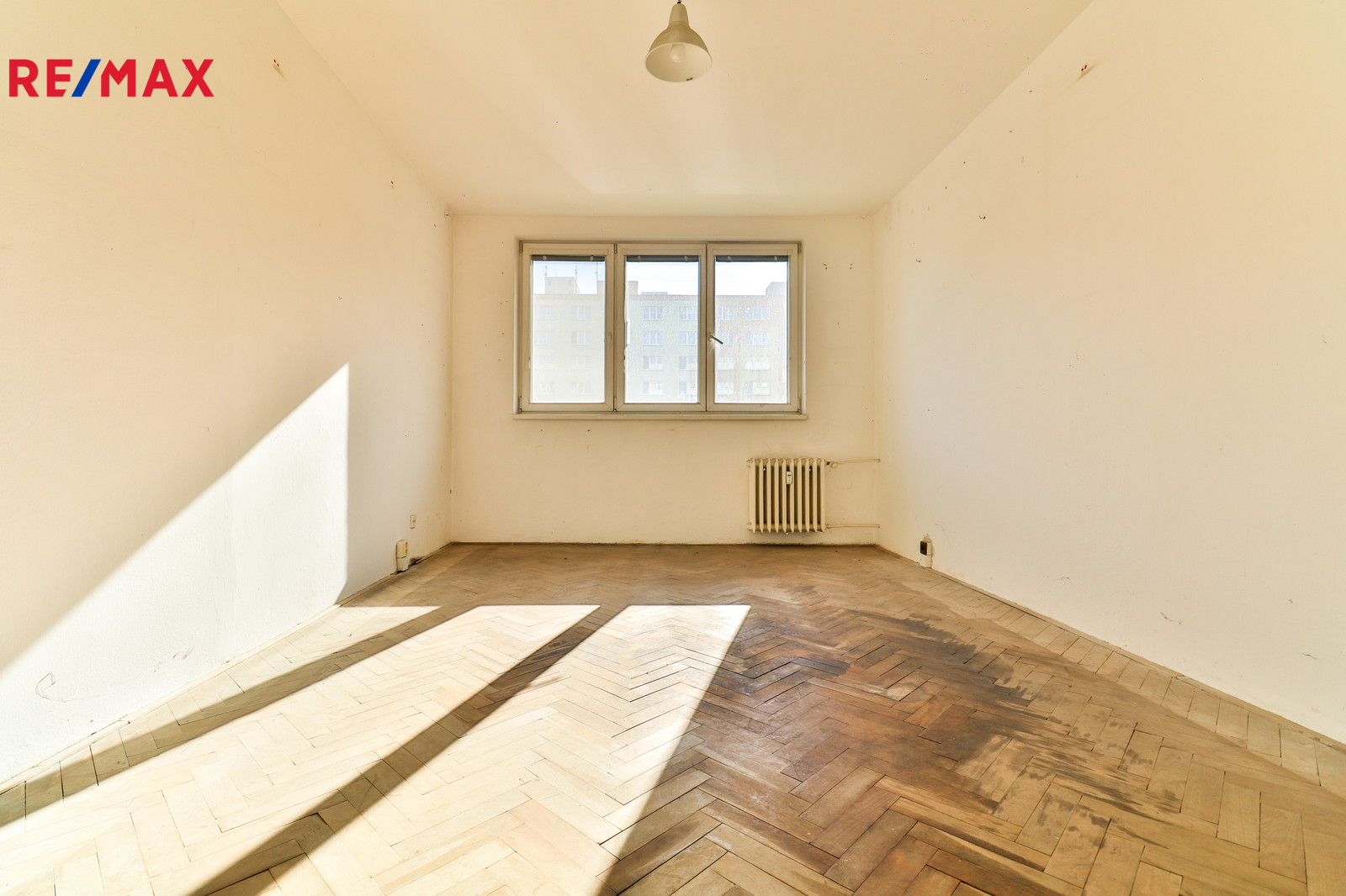 +420 739 604 767 I www.vaclavadamcik.cz I vaclav.a