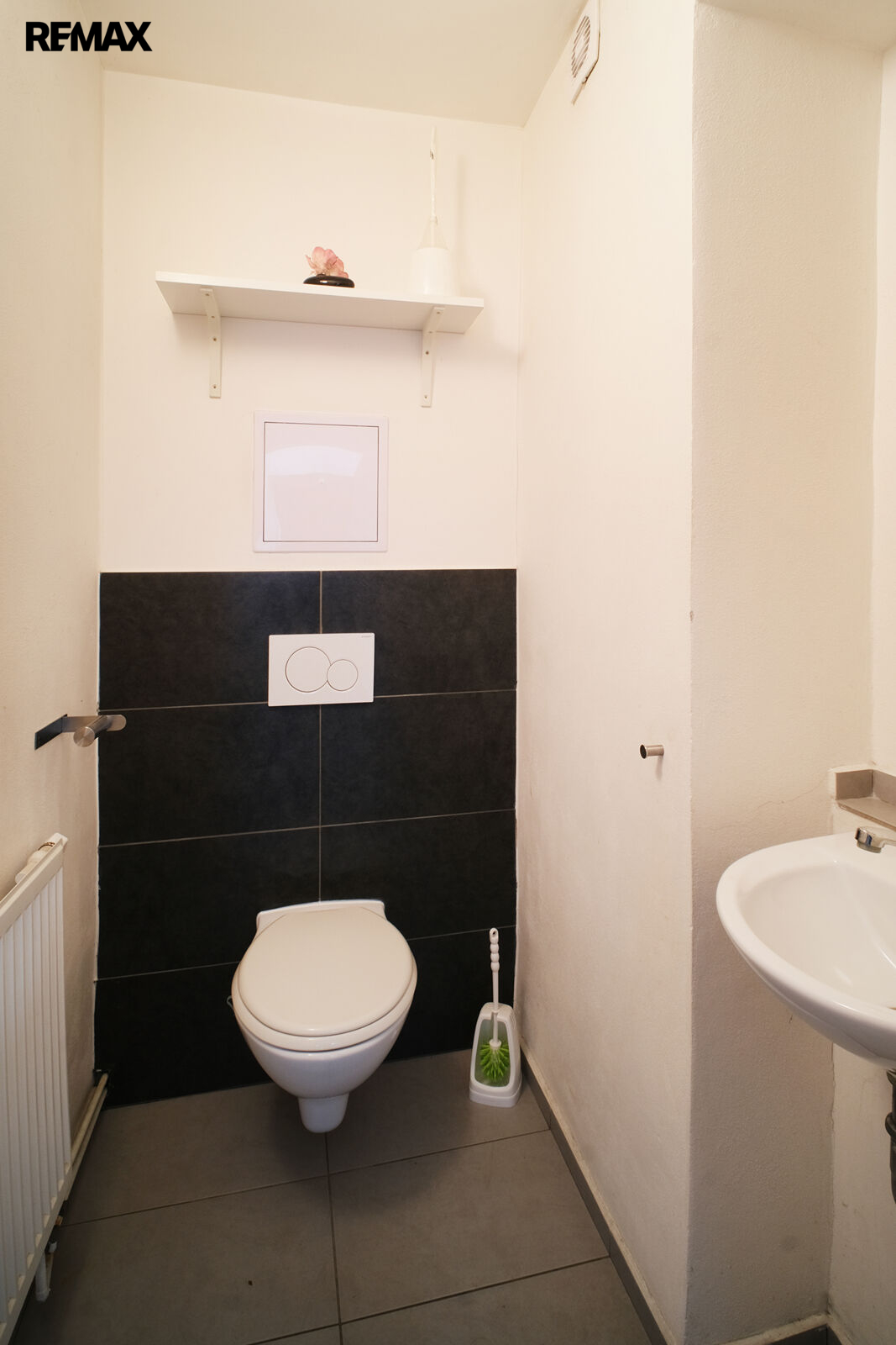 toaleta, ul. Rudná, 2.NP