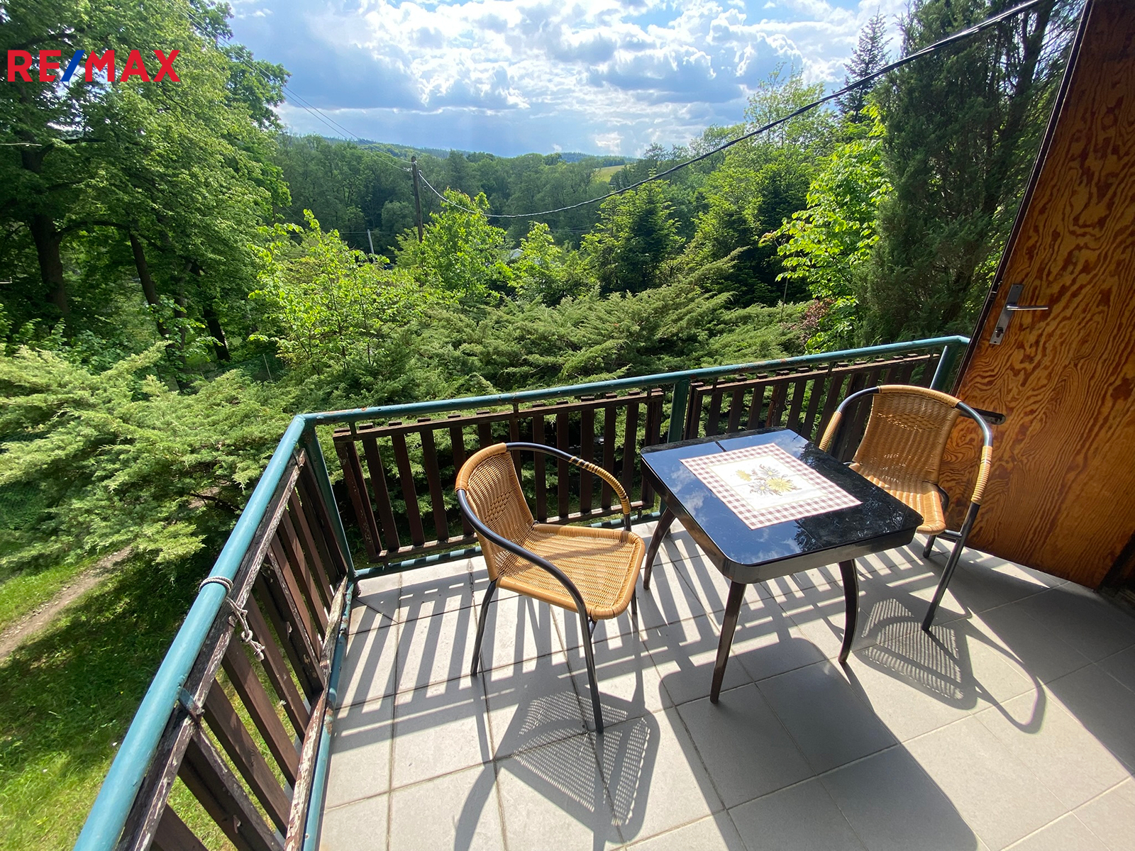 +420 776 335 999, ladislav.urbancik@re-max.cz