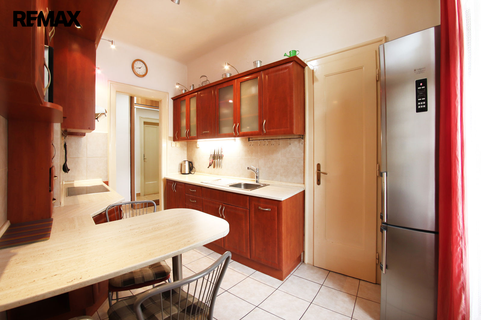  +420 739 604 767 I www.vaclavadamcik.cz I vaclav.