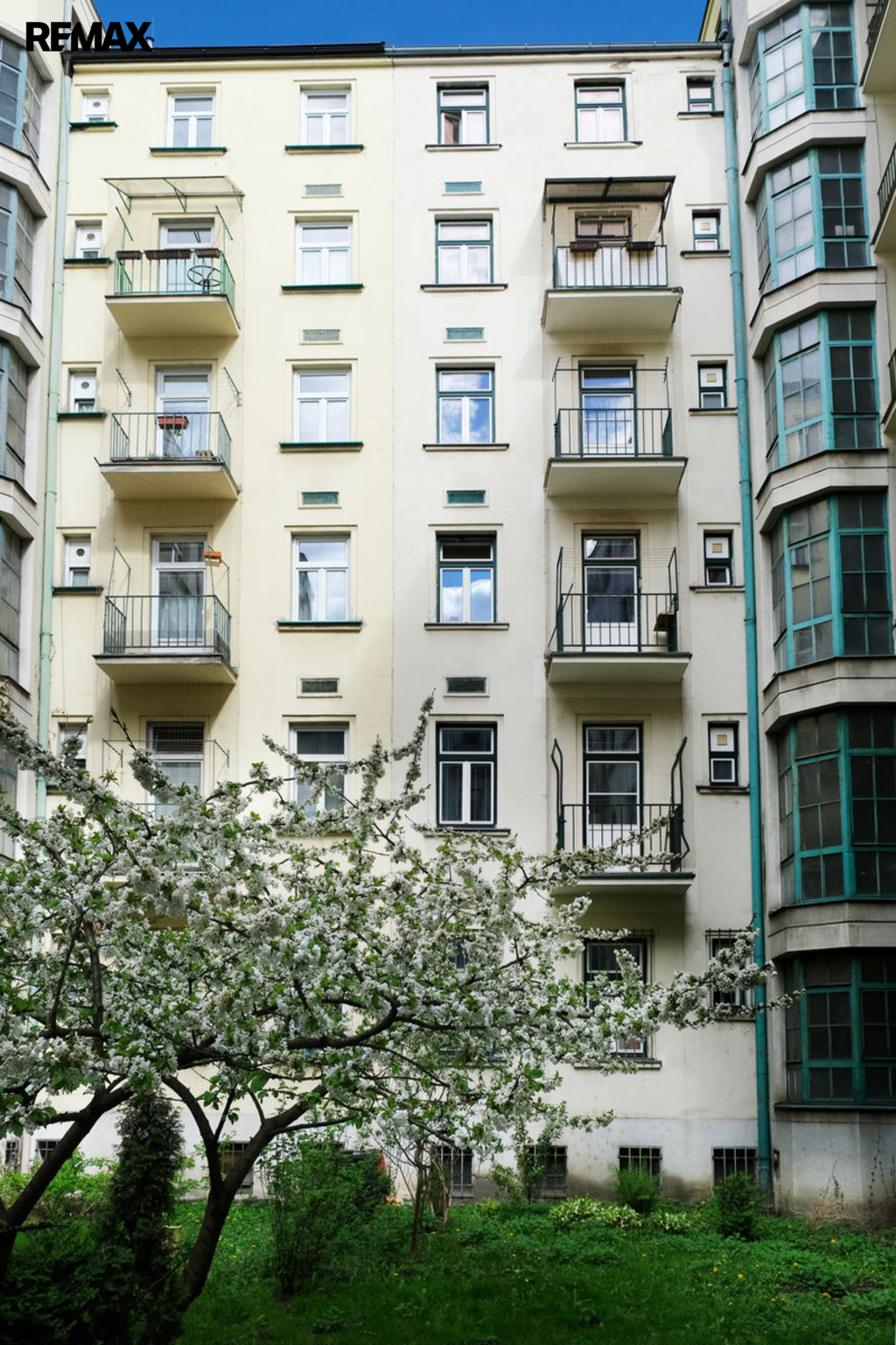  +420 739 604 767 I www.vaclavadamcik.cz I vaclav.