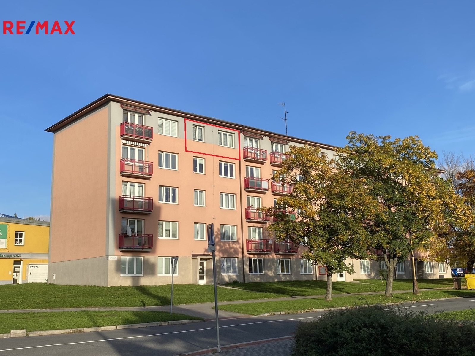 +420 776 335 999, ladislav.urbancik@re-max.cz