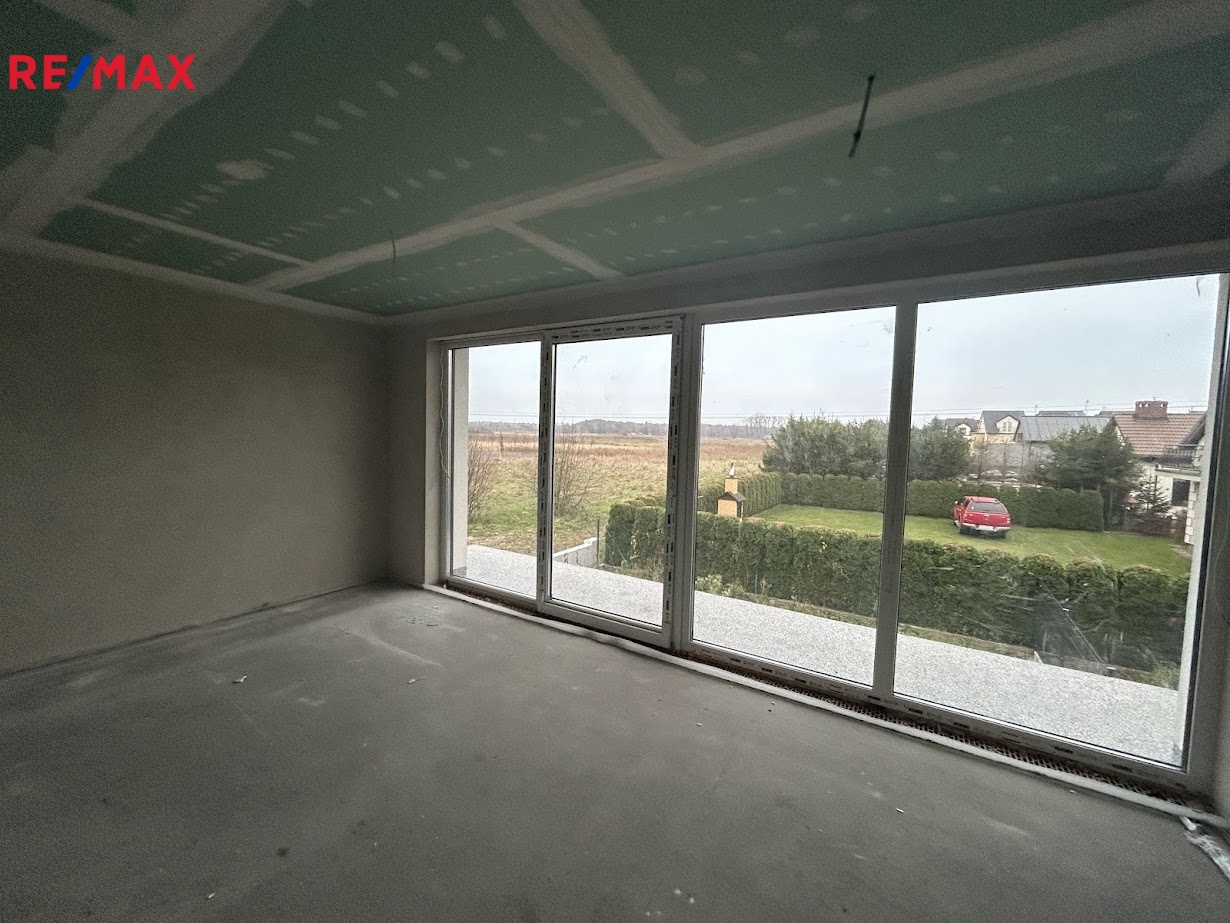 +420 776 335 999, ladislav.urbancik@re-max.cz