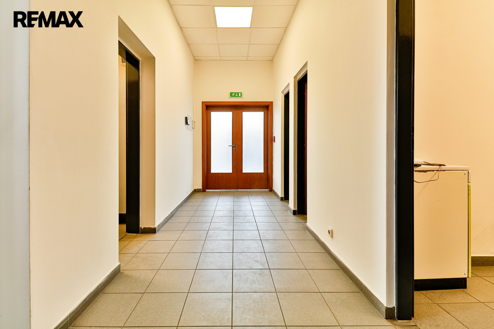 +420 739 604 767 I vaclav.adamcik@re-max.cz I pron