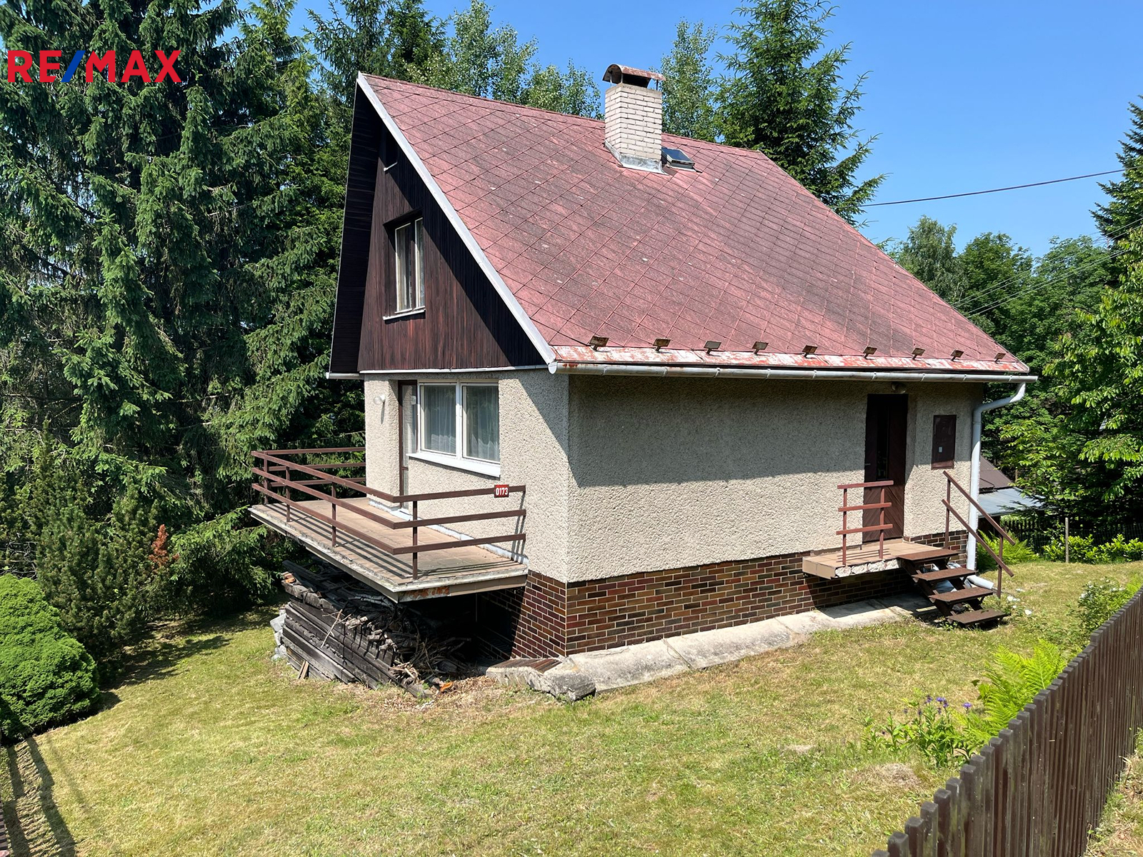 +420 739 604 767 I www.vaclavadamcik.cz I vaclav.adamcik@re-max.cz