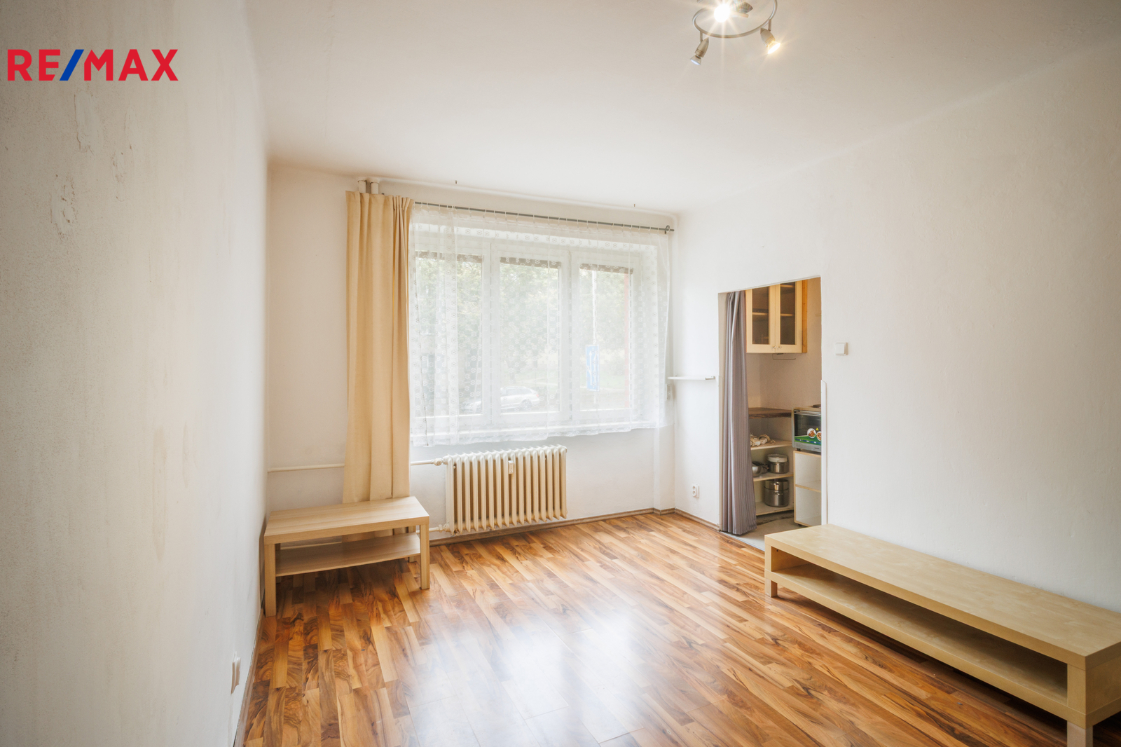 Petr Sonnenschein?+420 778 750 999?RE/MAX Centrum