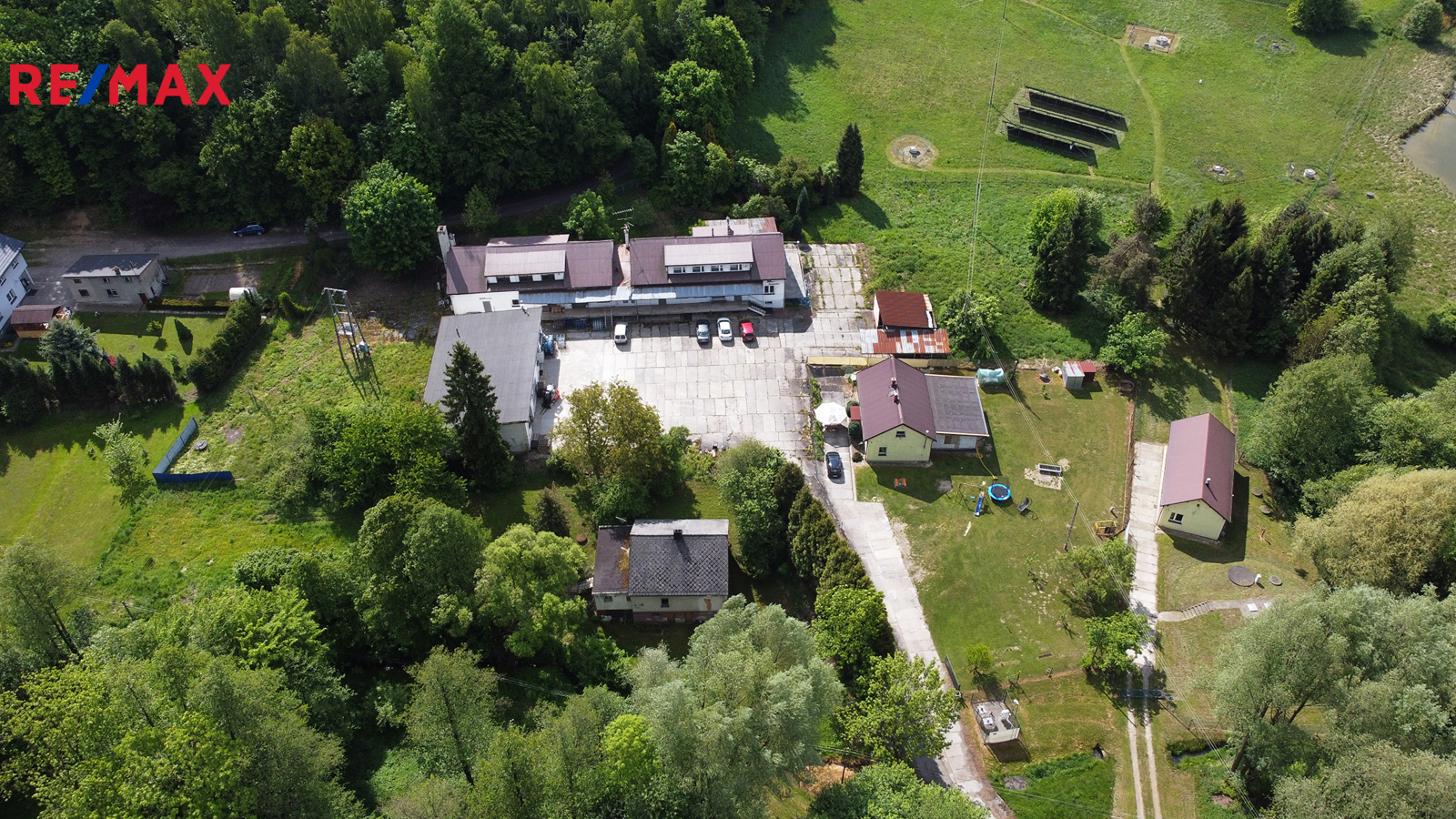 +420 604 191 744 I denisa.myslivcova@re-max.cz
