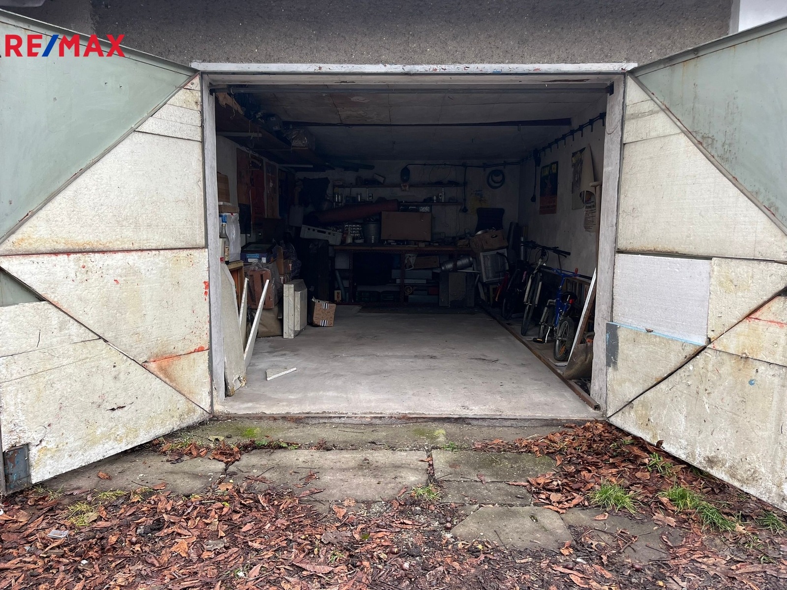 +420 739 604 767 I www.vaclavadamcik.cz I vaclav.a