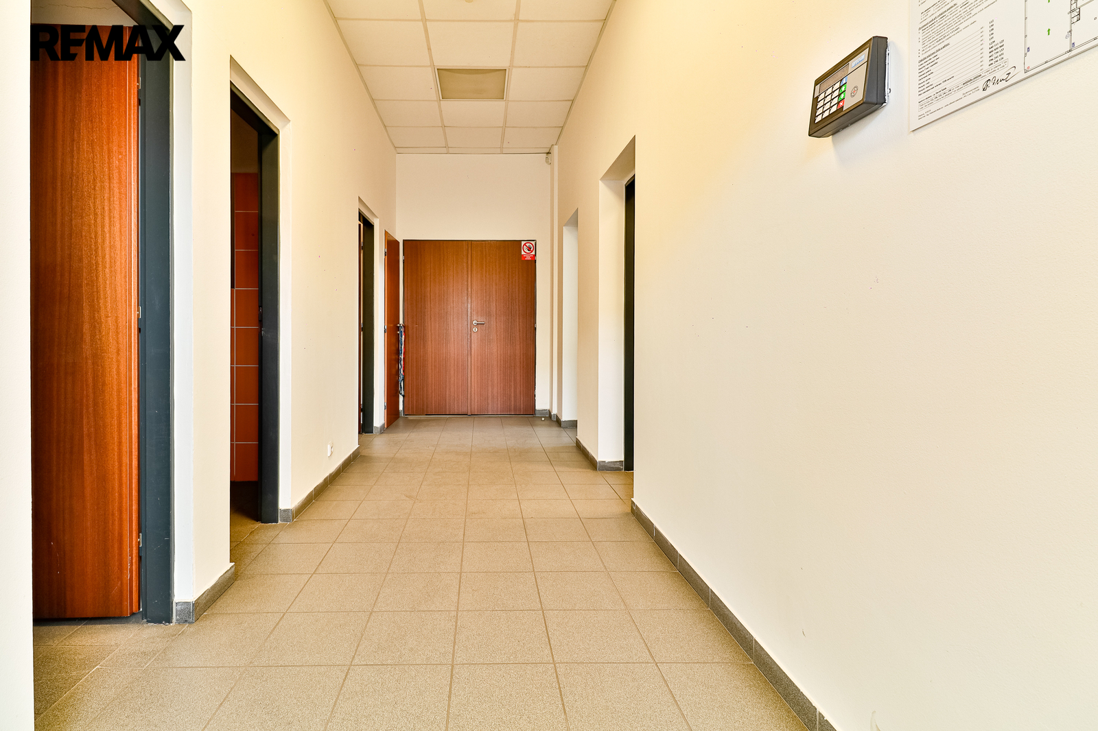 +420 739 604 767 I vaclav.adamcik@re-max.cz I pron