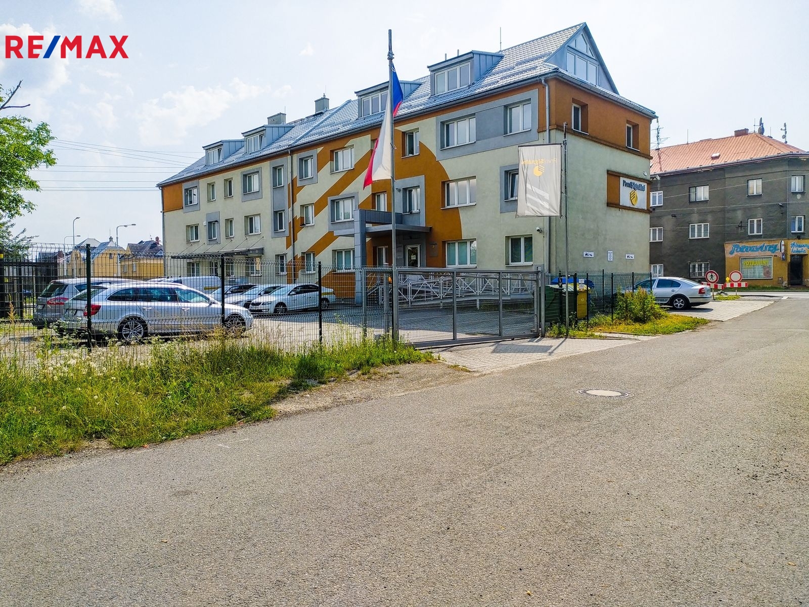 +420 739 604 767 I www.vaclavadamcik.cz I vaclav.a