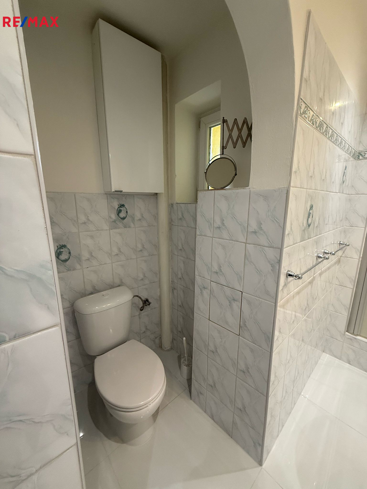+420 604 191 744 I denisa.myslivcova@re-max.cz