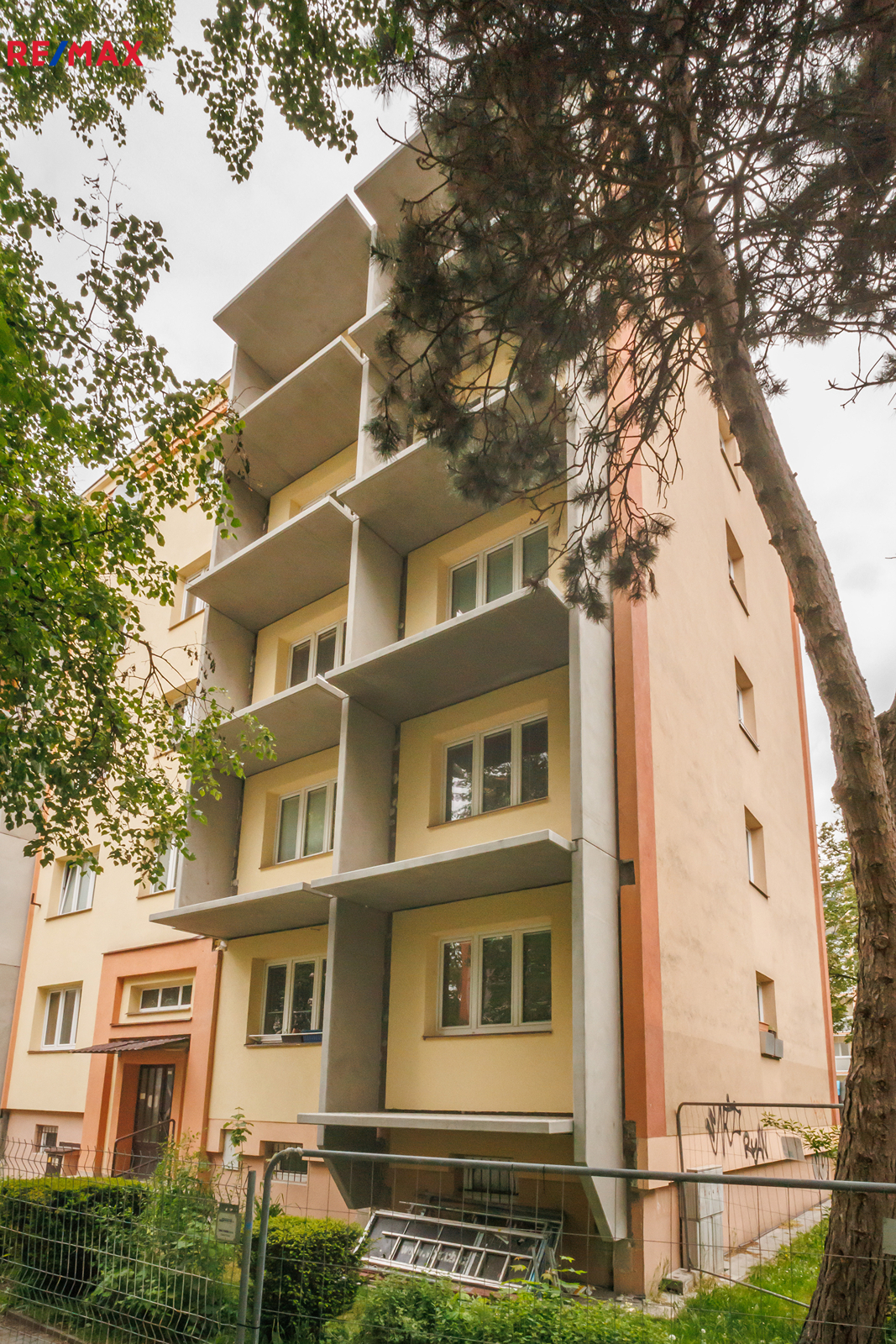 +420 777 096 350 / www.ondrejzalsky.cz / ondrej.za