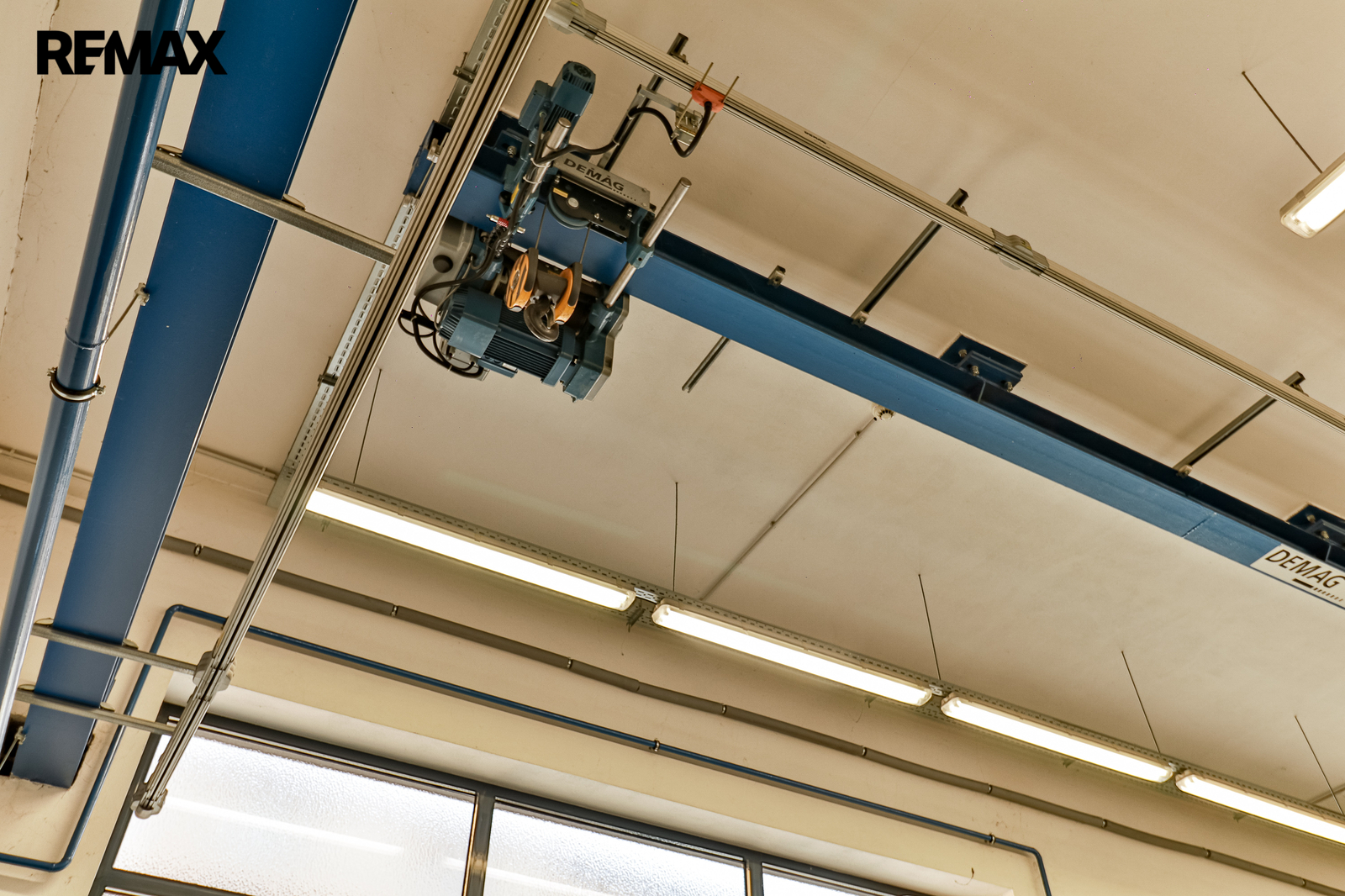 +420 739 604 767 I vaclav.adamcik@re-max.cz I pron