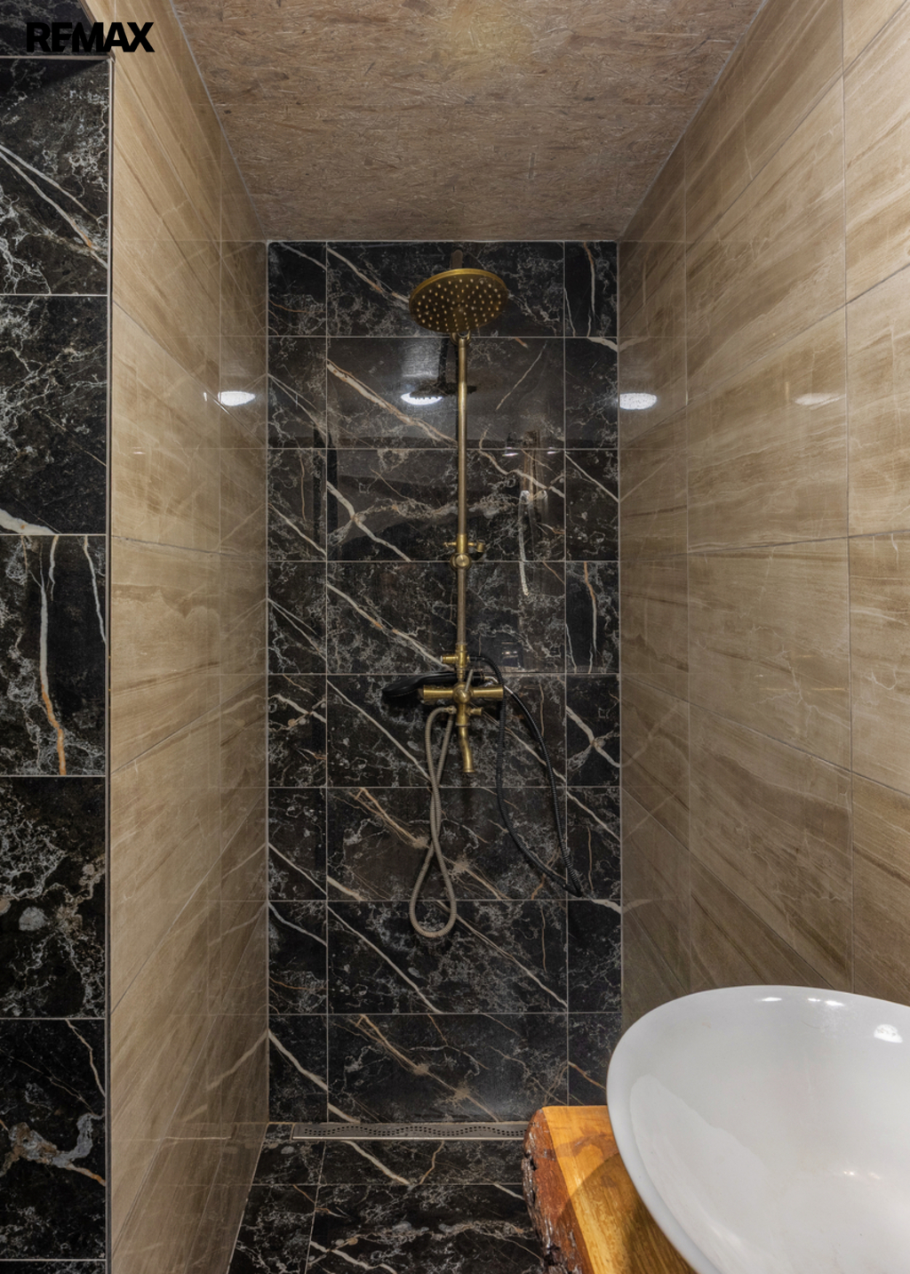 Lucie Krechterová I +420 721 415 122 I lucie.krech