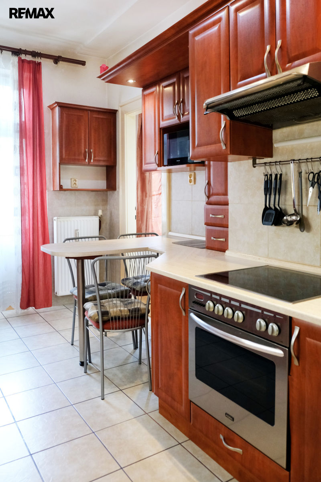  +420 739 604 767 I www.vaclavadamcik.cz I vaclav.