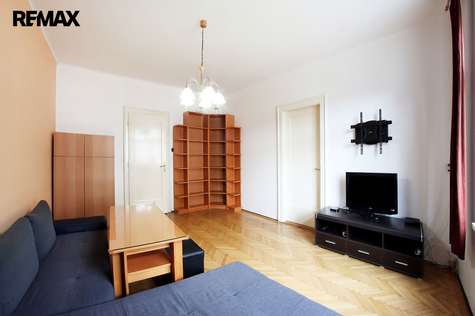  +420 739 604 767 I www.vaclavadamcik.cz I vaclav.