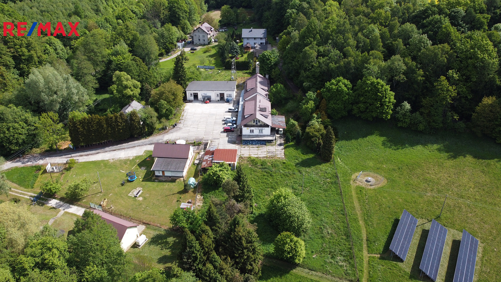 +420 604 191 744 I denisa.myslivcova@re-max.cz
