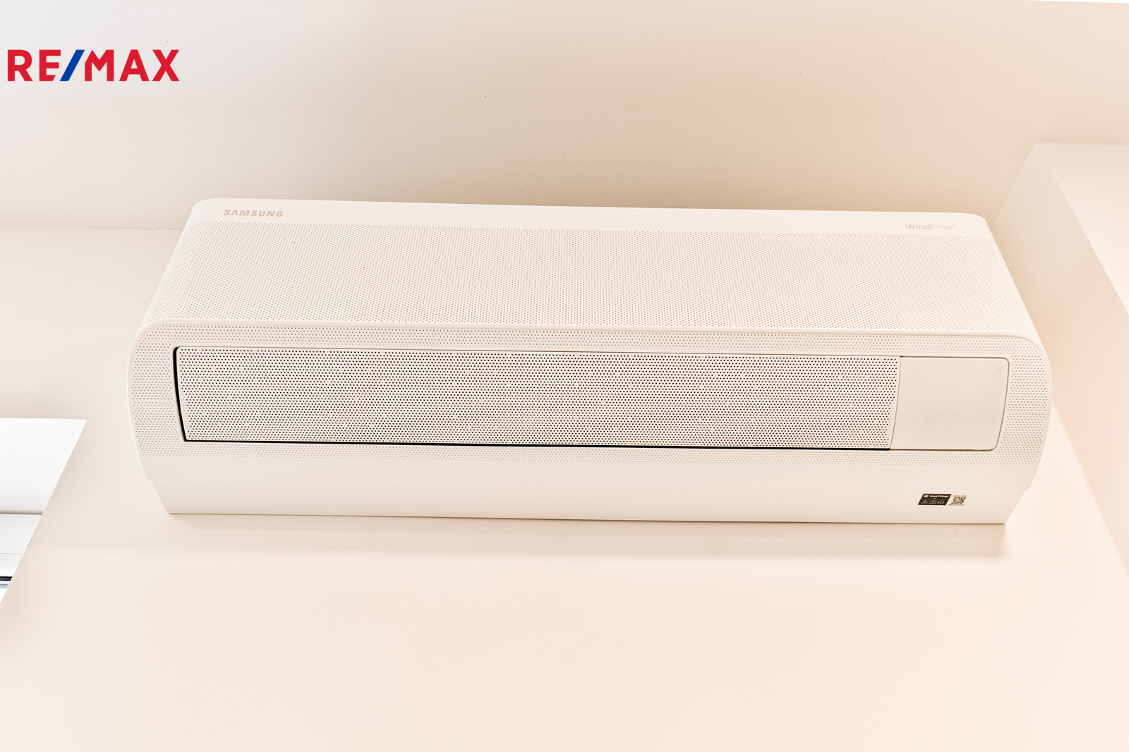 +420 739 604 767 I www.vaclavadamcik.cz I vaclav.adamcik@re-max.cz I pronájem bytu 2+kk Kaňovice