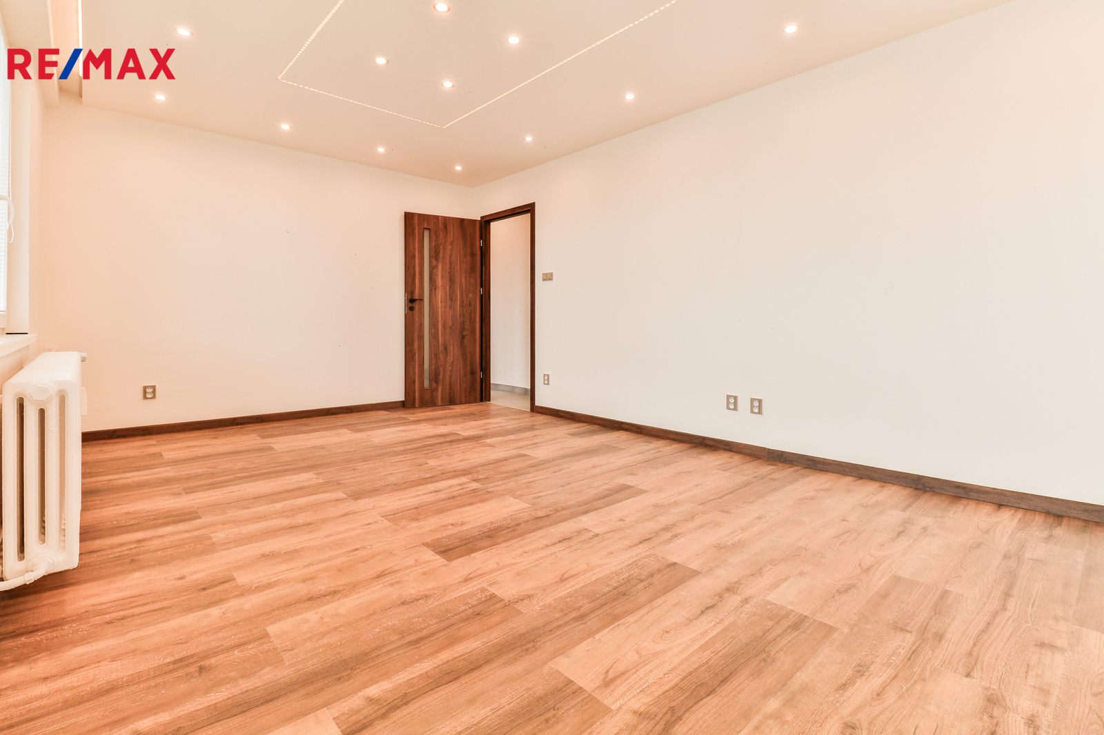 +420 739 604 767 I www.vaclavadamcik.cz I vaclav.a