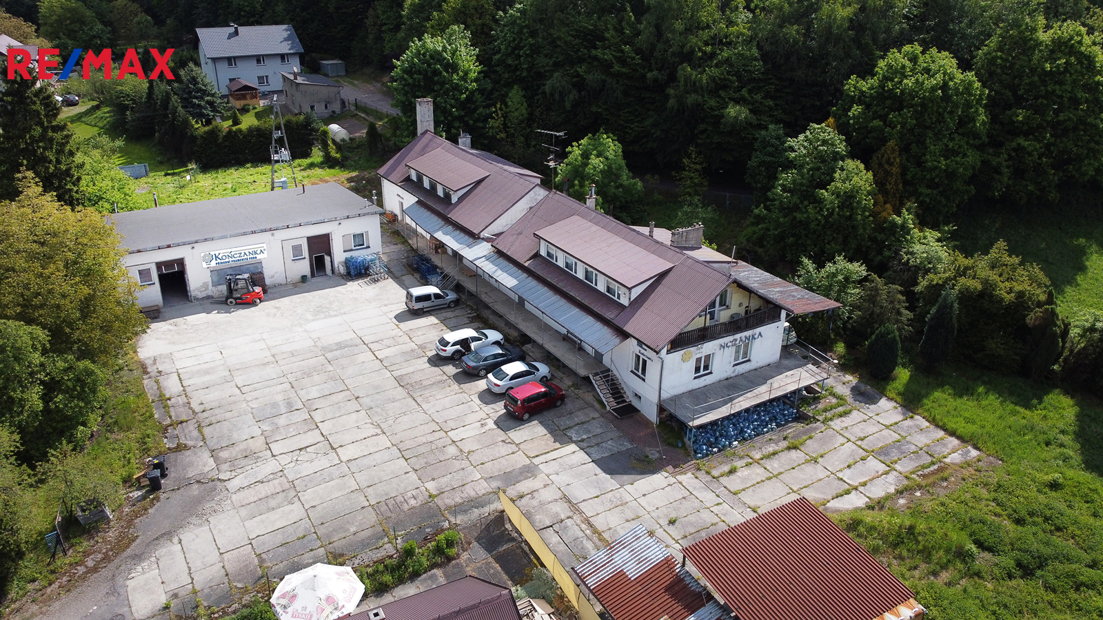 +420 604 191 744 I denisa.myslivcova@re-max.cz