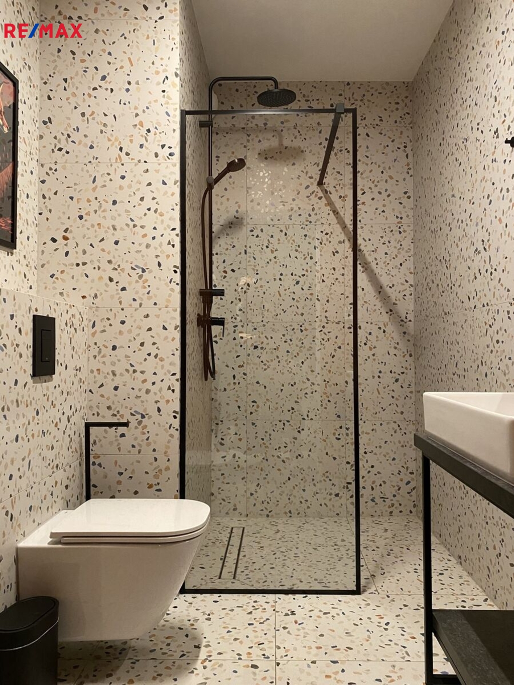 +420 776 335 999, ladislav.urbancik@re-max.cz