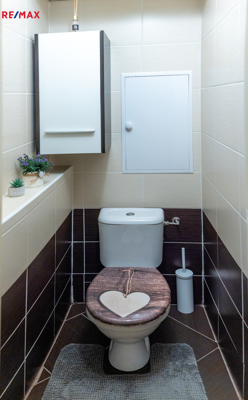 +420 721 415 122 lucie.krechterova@re-max.cz